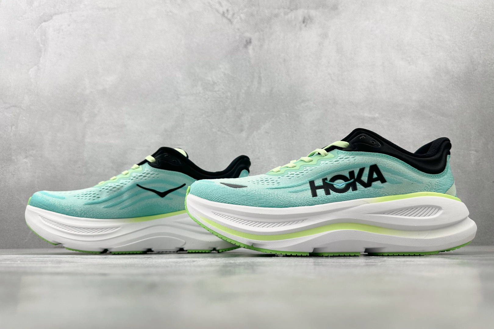 220 HOKA ONE ONE Bondi 9 蓝白色 1162011-LNMT-Chinese UA Cheap High Quatity Brand Clothes Bags handbags Sneakers wholesale wholesaler seller from China Factory suppliers Fashion Clothing Shoes best Quality Beautiful Price 220 HOKA ONE ONE Bondi 9 蓝白色 1162011-LNMT