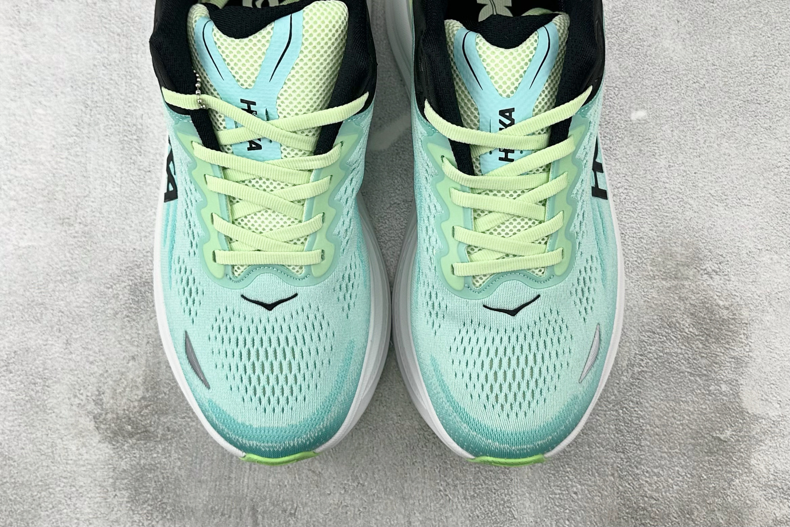 220 HOKA ONE ONE Bondi 9 蓝白色 1162011-LNMT-Chinese UA Cheap High Quatity Brand Clothes Bags handbags Sneakers wholesale wholesaler seller from China Factory suppliers Fashion Clothing Shoes best Quality Beautiful Price 220 HOKA ONE ONE Bondi 9 蓝白色 1162011-LNMT