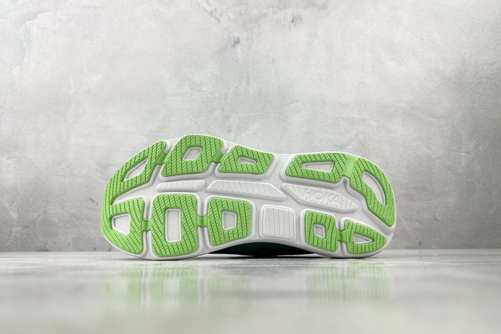 220 HOKA ONE ONE Bondi 9 蓝白色 1162011-LNMT-Chinese UA Cheap High Quatity Brand Clothes Bags handbags Sneakers wholesale wholesaler seller from China Factory suppliers Fashion Clothing Shoes best Quality Beautiful Price 220 HOKA ONE ONE Bondi 9 蓝白色 1162011-LNMT