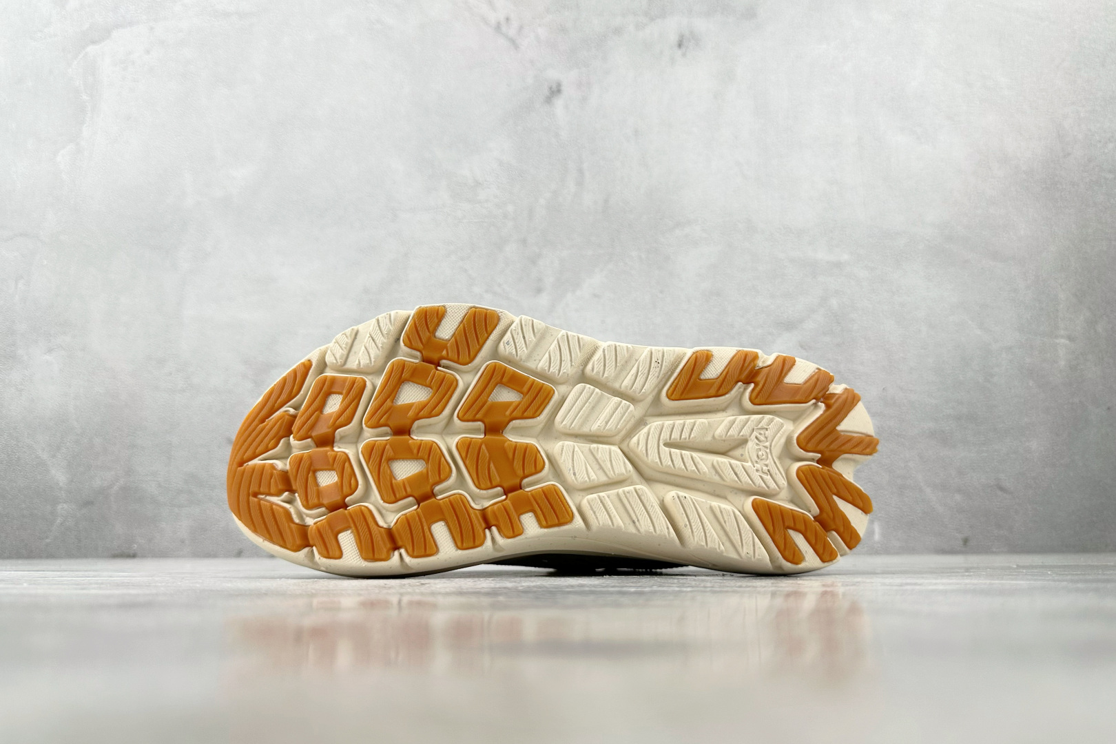 200 HOKA ONE ONE KAWANA 2 卡其色 1147913VSN-Chinese  UA Cheap High Quatity Brand  Clothes Bags handbags Sneakers wholesale wholesaler seller from China Factory suppliers Fashion Clothing  Shoes best Quality Beautiful Price  200 HOKA ONE ONE KAWANA 2 卡其色 1147913VSN