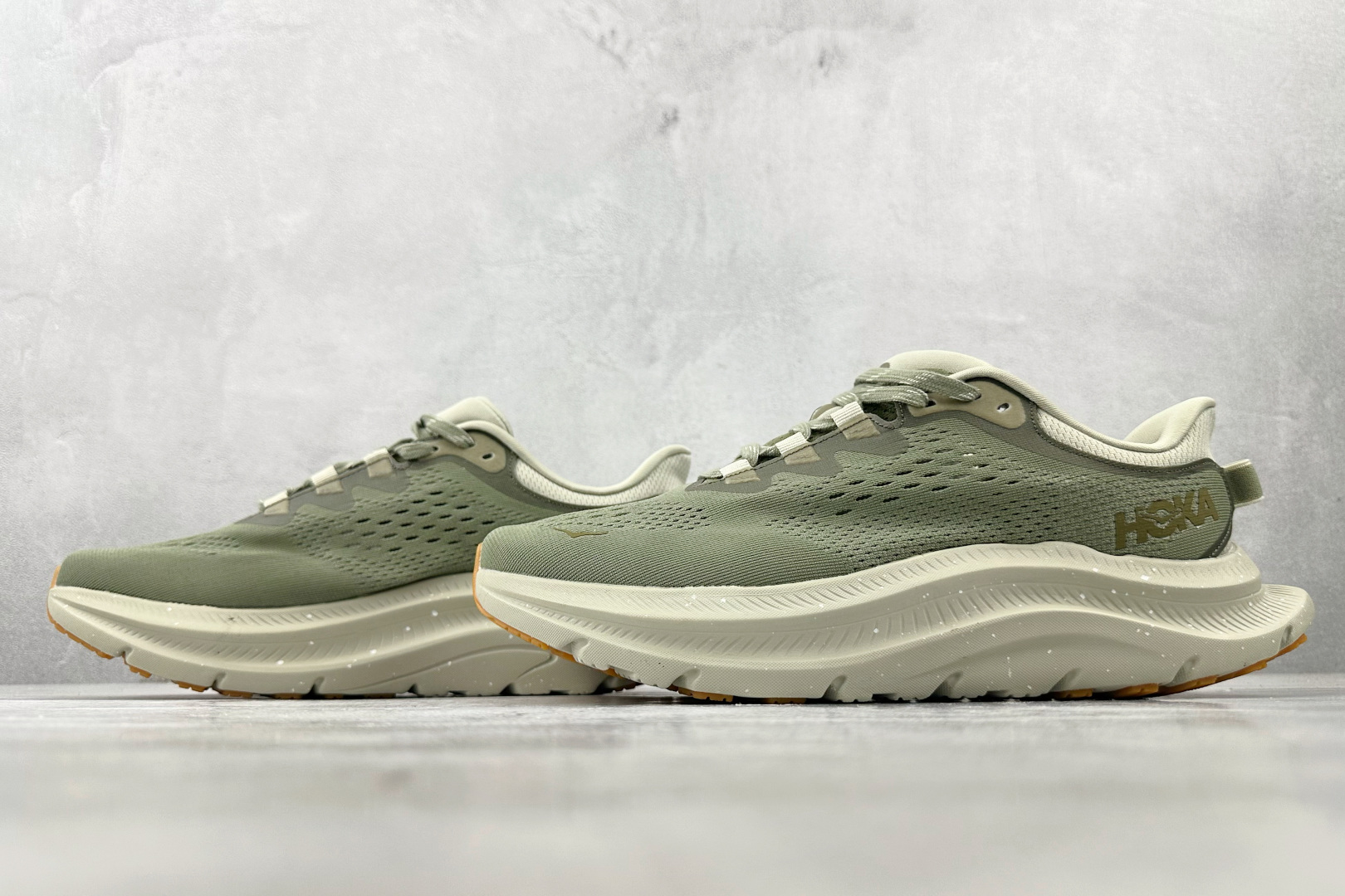 200 HOKA ONE ONE KAWANA 2 深绿色 1147930-SCV-Chinese  UA Cheap High Quatity Brand  Clothes Bags handbags Sneakers wholesale wholesaler seller from China Factory suppliers Fashion Clothing  Shoes best Quality Beautiful Price  200 HOKA ONE ONE KAWANA 2 深绿色 1147930-SCV