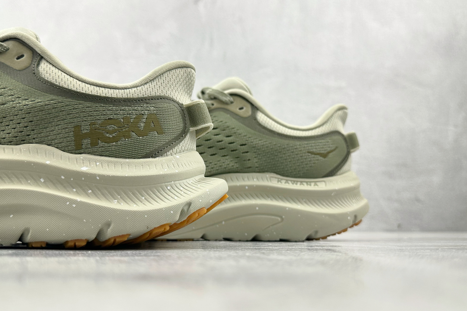 200 HOKA ONE ONE KAWANA 2 深绿色 1147930-SCV-Chinese  UA Cheap High Quatity Brand  Clothes Bags handbags Sneakers wholesale wholesaler seller from China Factory suppliers Fashion Clothing  Shoes best Quality Beautiful Price  200 HOKA ONE ONE KAWANA 2 深绿色 1147930-SCV