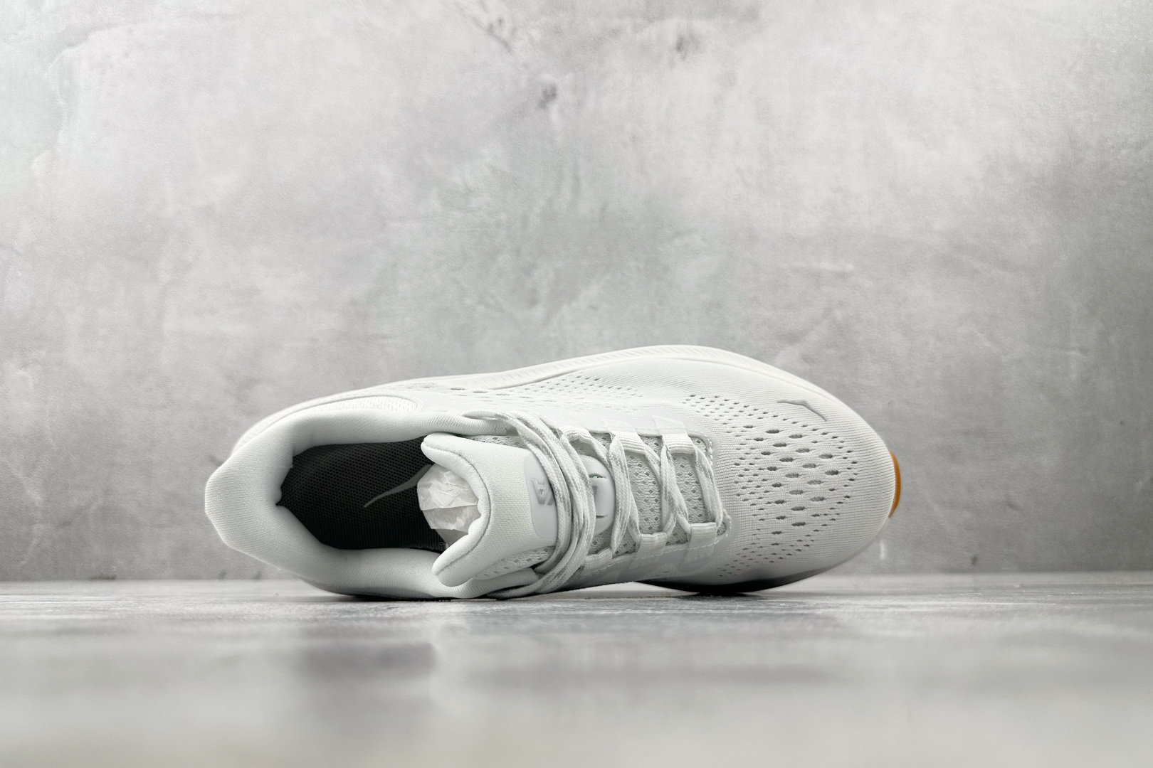 200 HOKA ONE ONE KAWANA 2 白色 1147930-WNCL