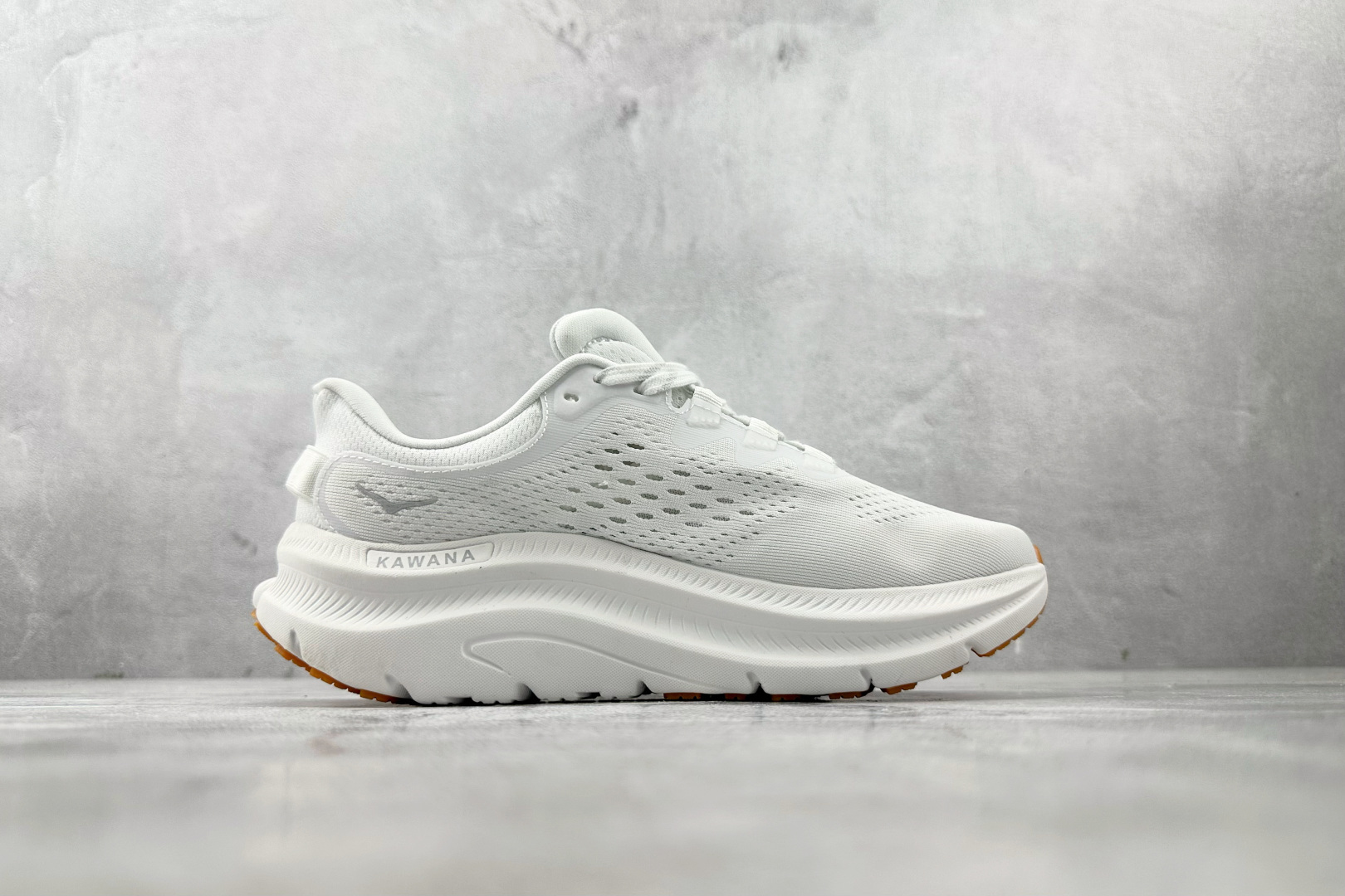 200 HOKA ONE ONE KAWANA 2 白色 1147930-WNCL