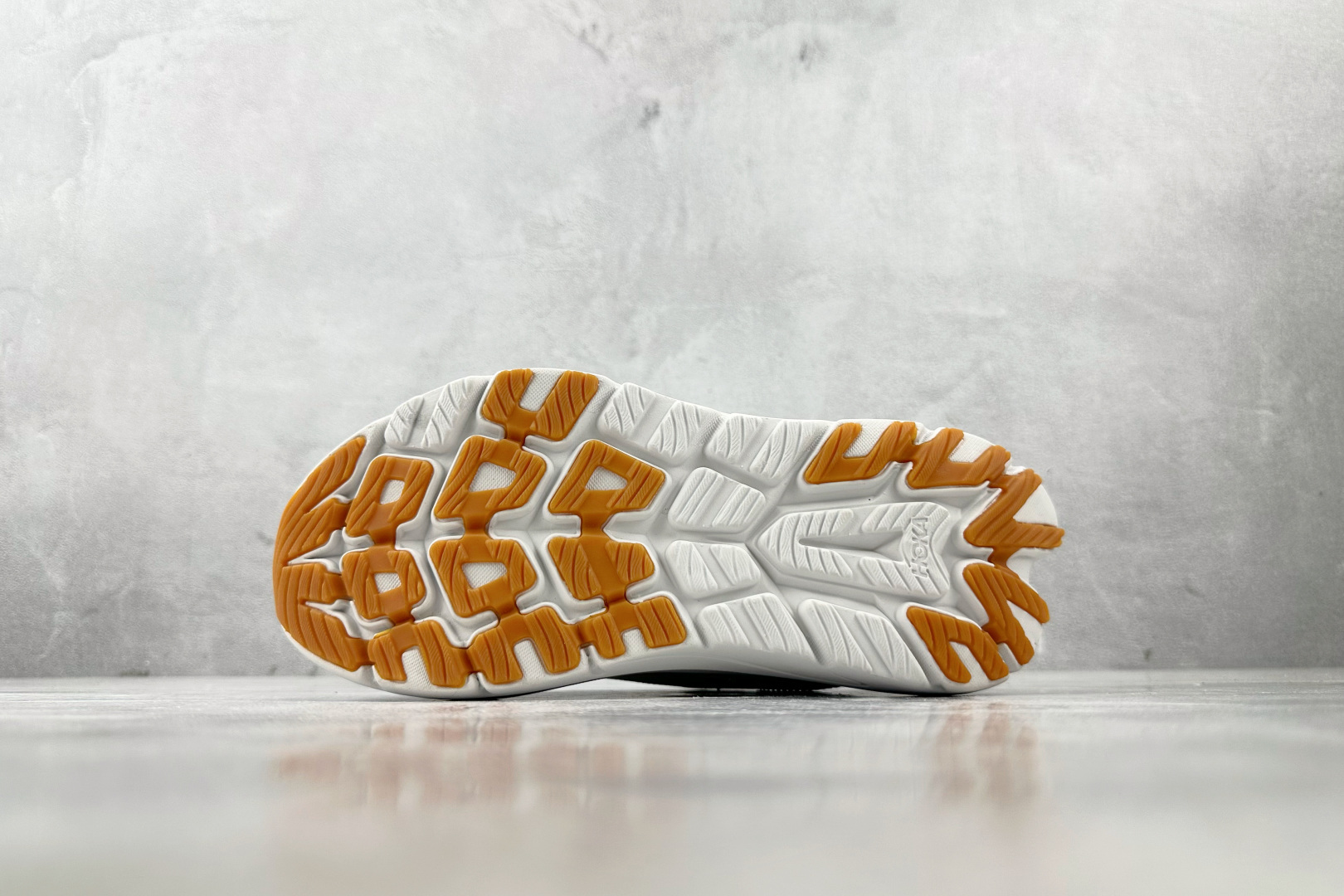 200 HOKA ONE ONE KAWANA 2 白色 1147930-WNCL