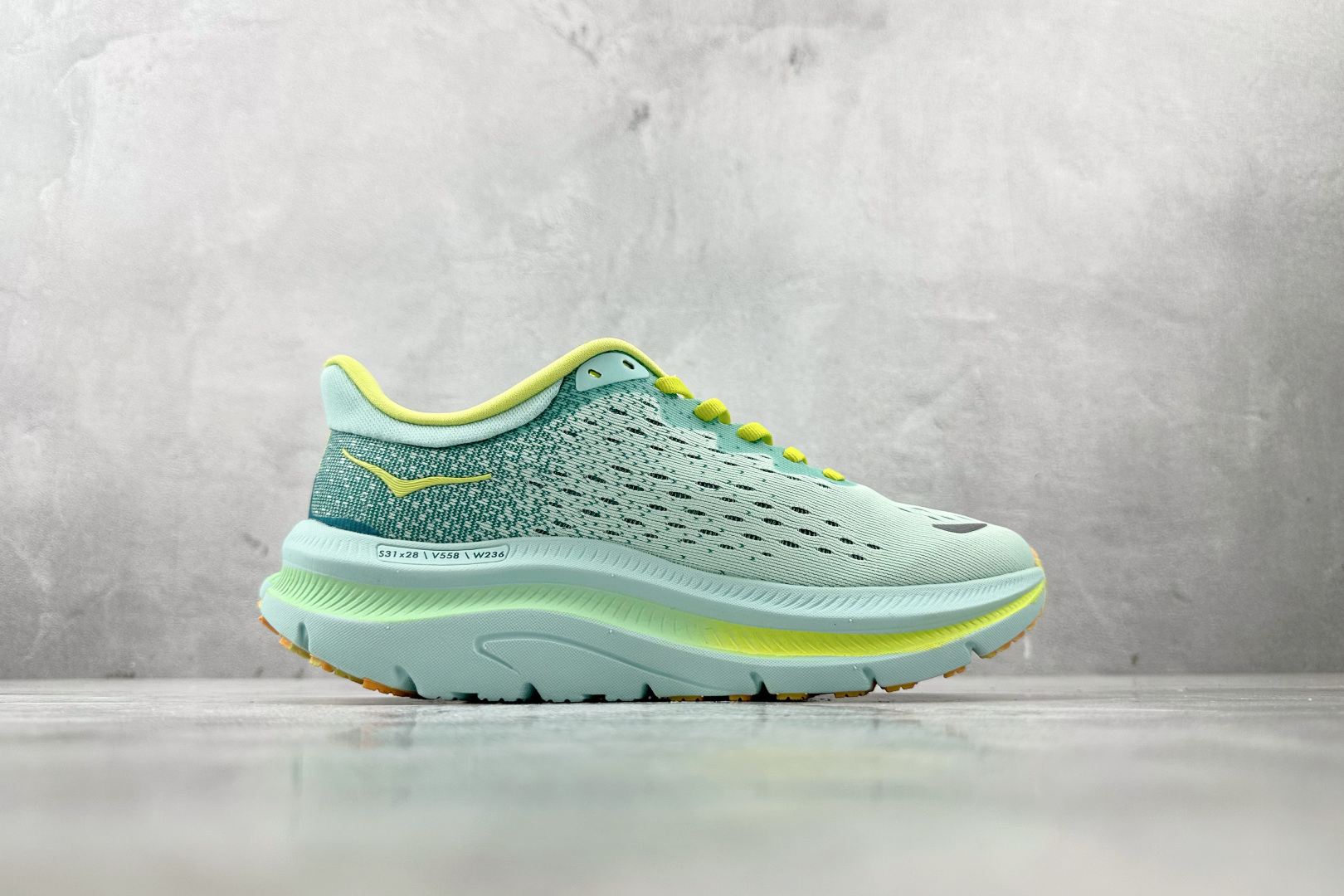 190 HOKA ONE ONE KAWANA 绿 1123164-SOOM