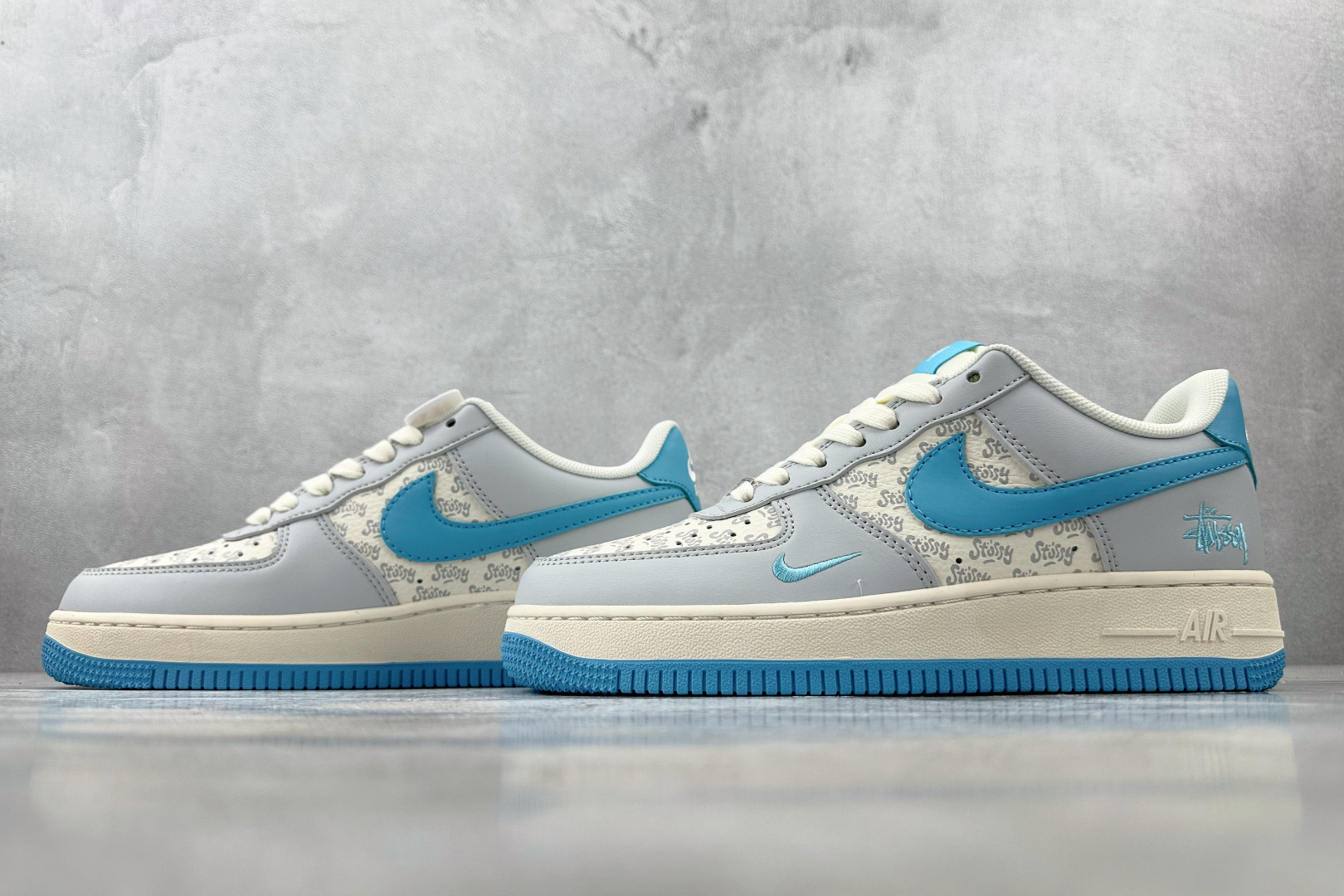 260 Nike Air Force 1'07 斯图西 联名 灰白蓝 JJ2508-717