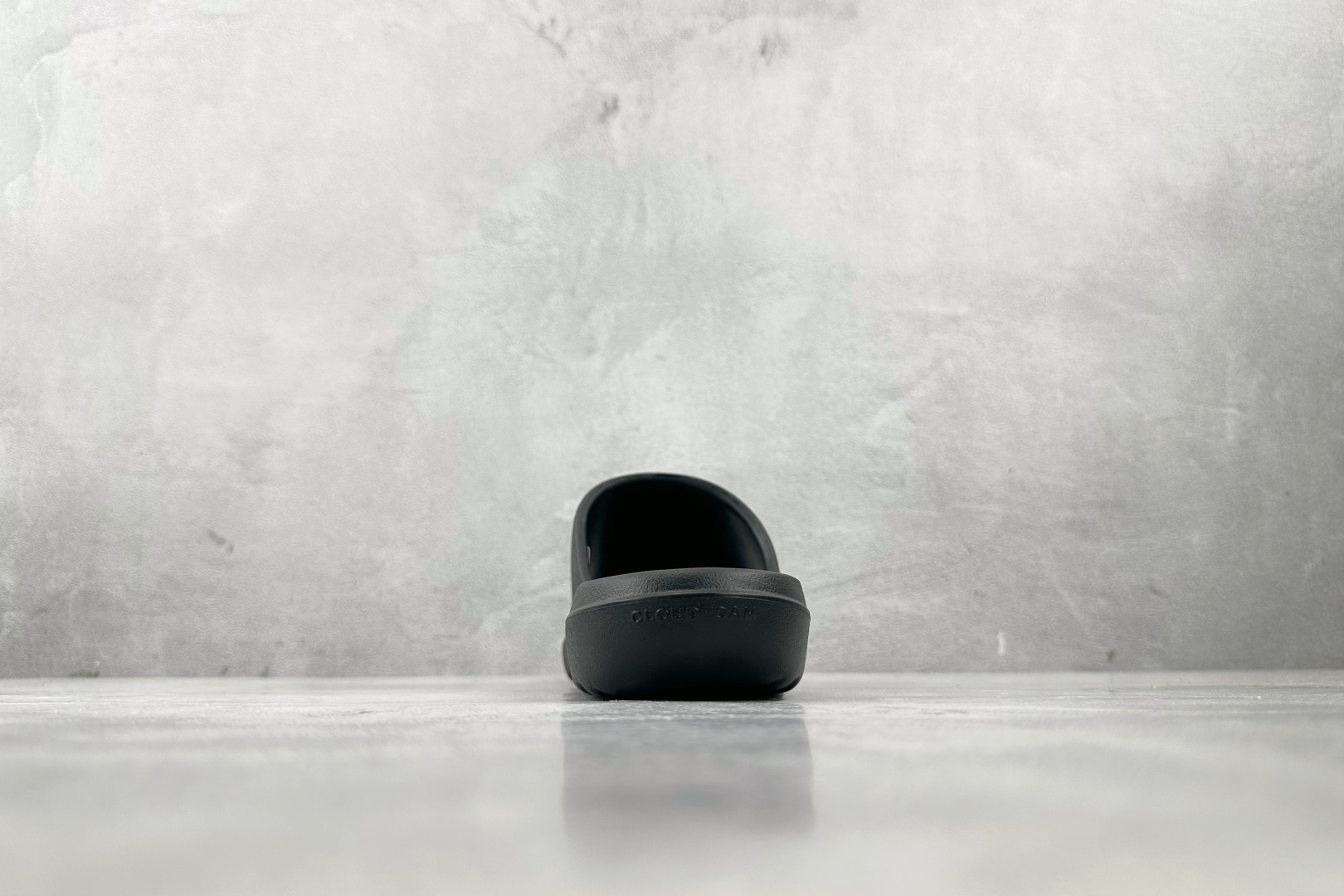 100 大厂出品 adidas Adilette Lumia 黑色 JP9580