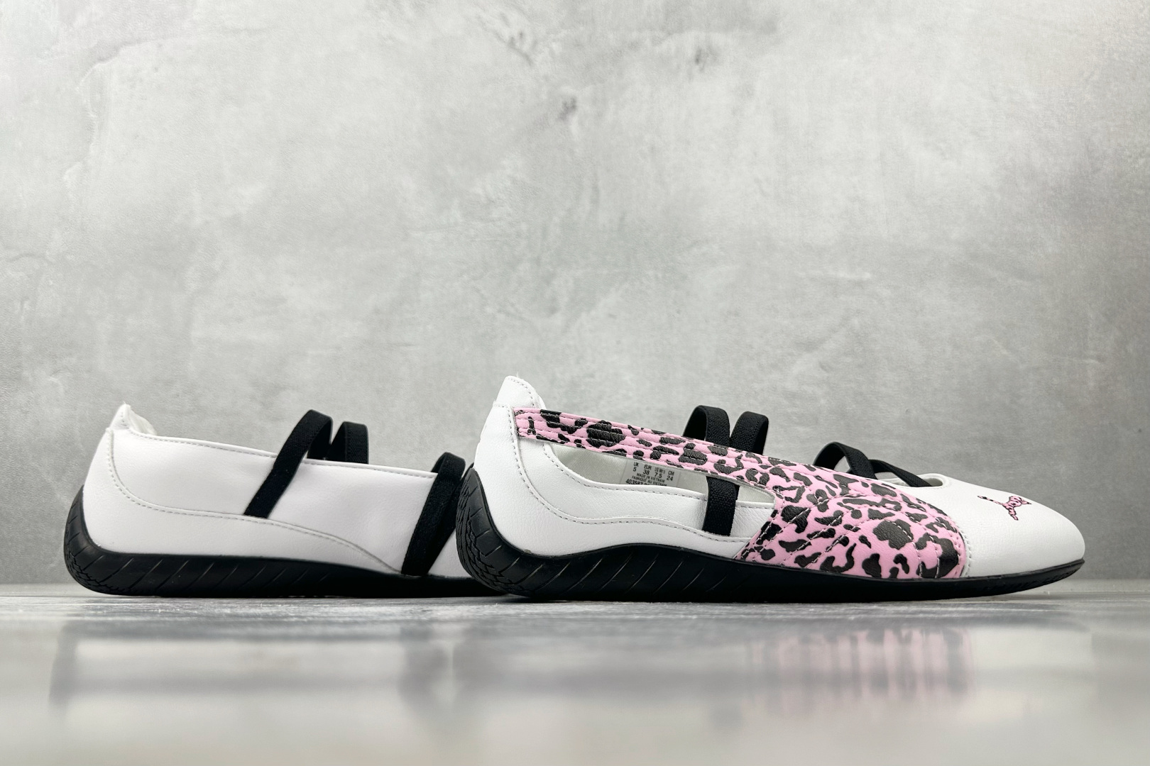 160 定制球鞋 PUMA Speedcat 系列 豹纹甜心 黑白粉 403587-01