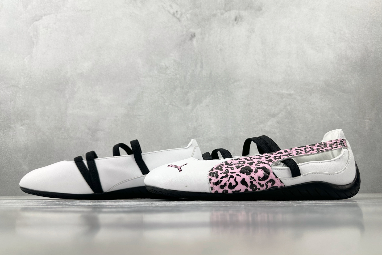 160 定制球鞋 PUMA Speedcat 系列 豹纹甜心 黑白粉 403587-01