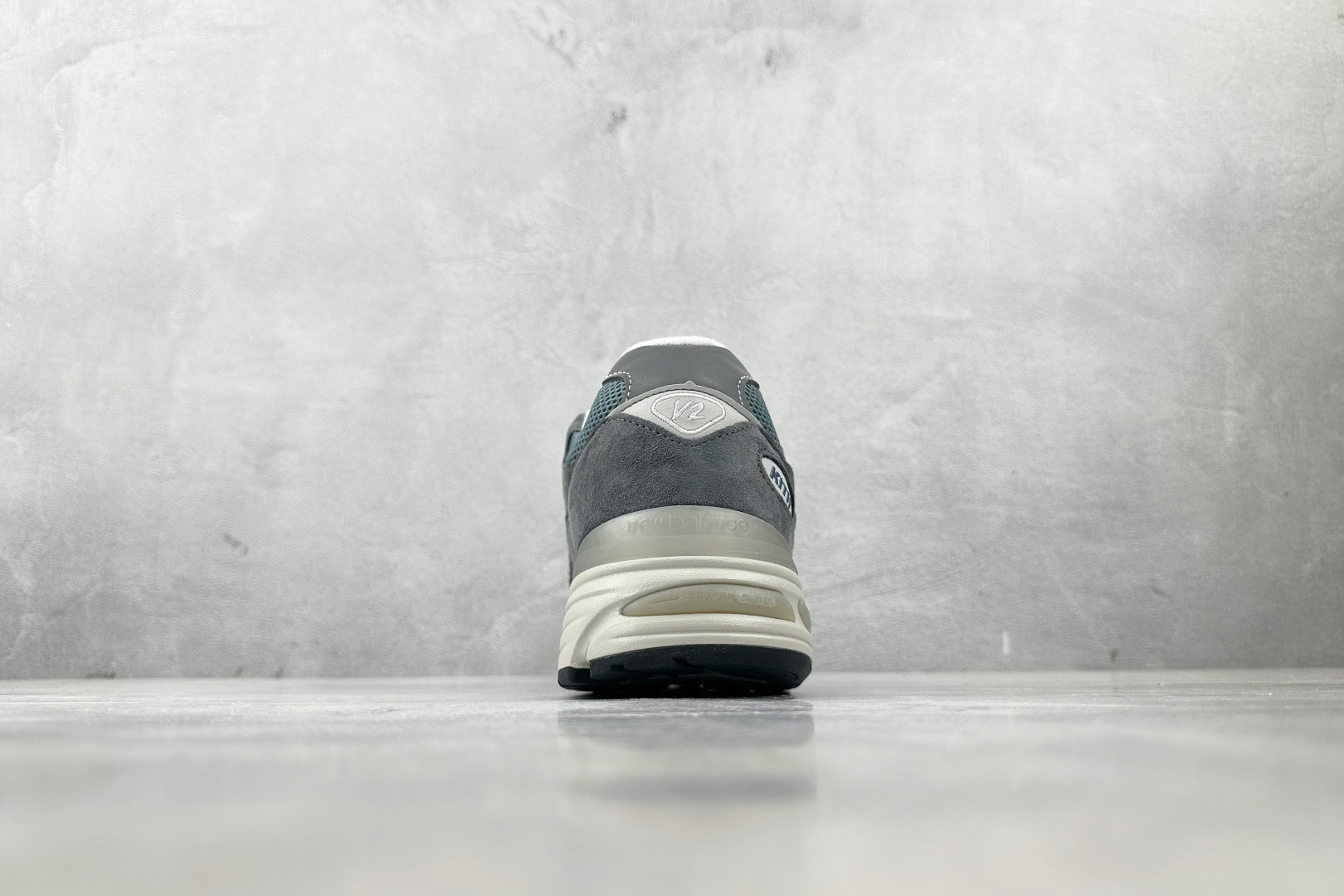 330 顶级纯原 KITH × New Balance NB 991 V2 ”Steel Blue”灰蓝 U991KH2-Chinese  UA Cheap High Quatity Brand  Clothes Bags handbags Sneakers wholesale wholesaler seller from China Factory suppliers Fashion Clothing  Shoes best Quality Beautiful Price  330 顶级纯原 KITH × New Balance NB 991 V2 ”Steel Blue”灰蓝 U991KH2