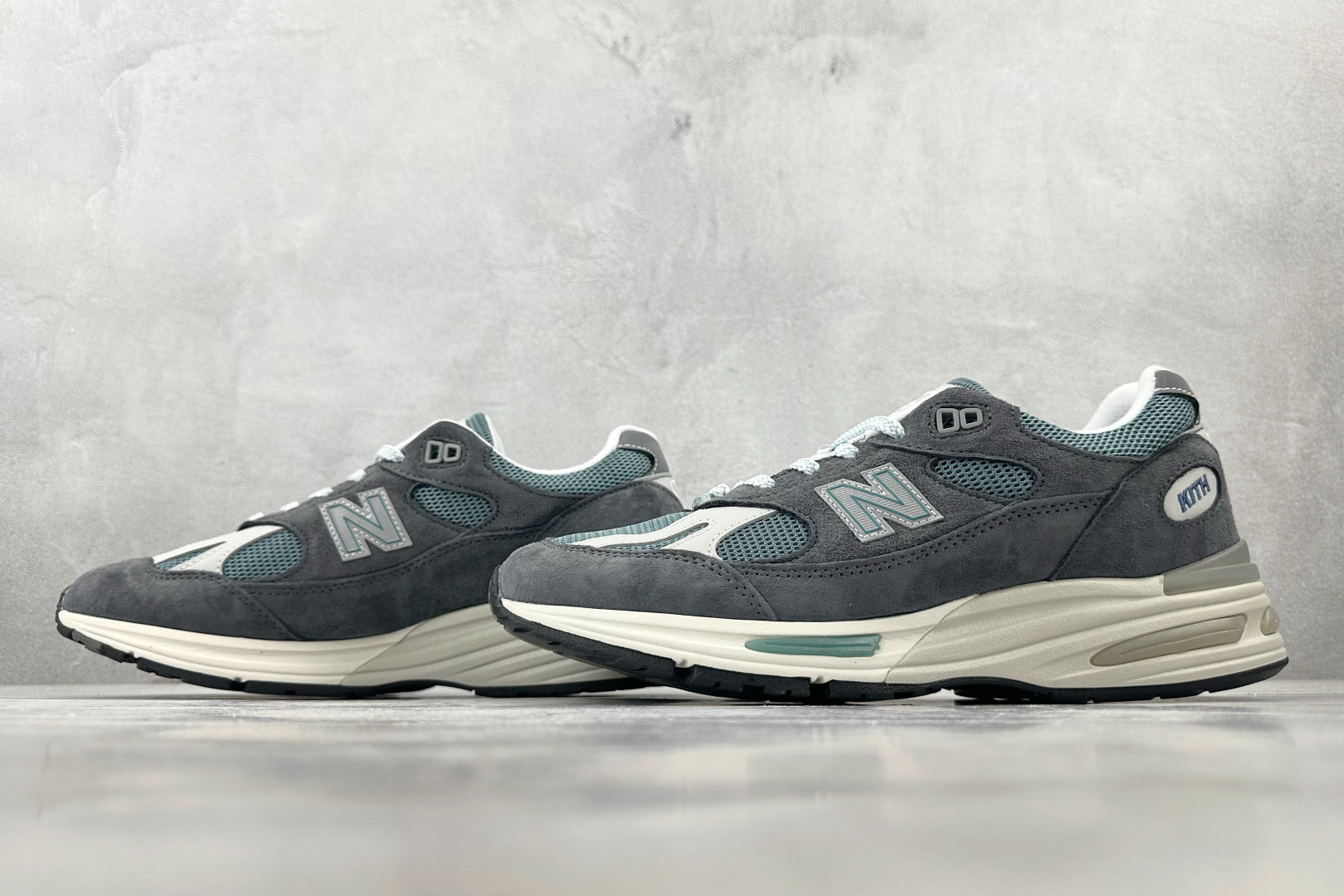 330 顶级纯原 KITH × New Balance NB 991 V2 ”Steel Blue”灰蓝 U991KH2-Chinese  UA Cheap High Quatity Brand  Clothes Bags handbags Sneakers wholesale wholesaler seller from China Factory suppliers Fashion Clothing  Shoes best Quality Beautiful Price  330 顶级纯原 KITH × New Balance NB 991 V2 ”Steel Blue”灰蓝 U991KH2