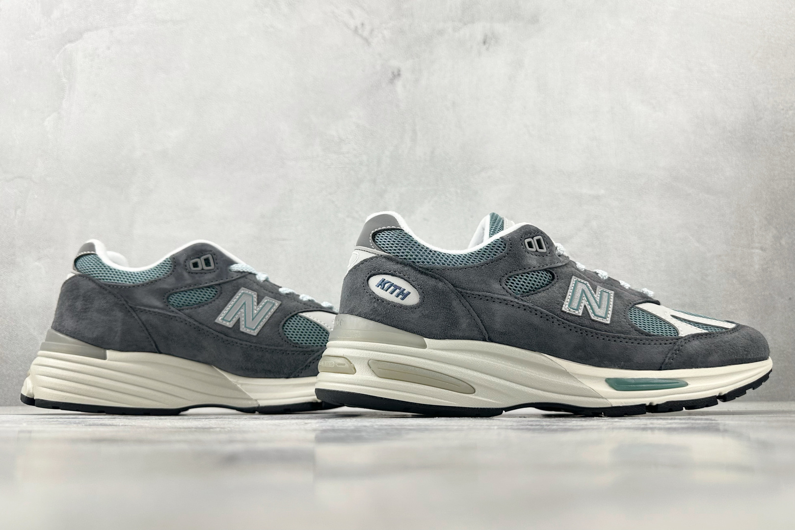 330 顶级纯原 KITH × New Balance NB 991 V2 ”Steel Blue”灰蓝 U991KH2-Chinese  UA Cheap High Quatity Brand  Clothes Bags handbags Sneakers wholesale wholesaler seller from China Factory suppliers Fashion Clothing  Shoes best Quality Beautiful Price  330 顶级纯原 KITH × New Balance NB 991 V2 ”Steel Blue”灰蓝 U991KH2