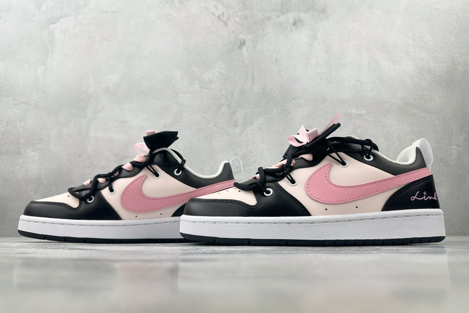 K13特价 本地💰140
【定制球鞋】Nike Court Borough 蝴蝶结GS 黑粉
货号:DV5456-104
尺码:36 36.5 37.5 38 38.5 39 40 40.5 41 42 42.5 43 44 44.5 45
编码:25