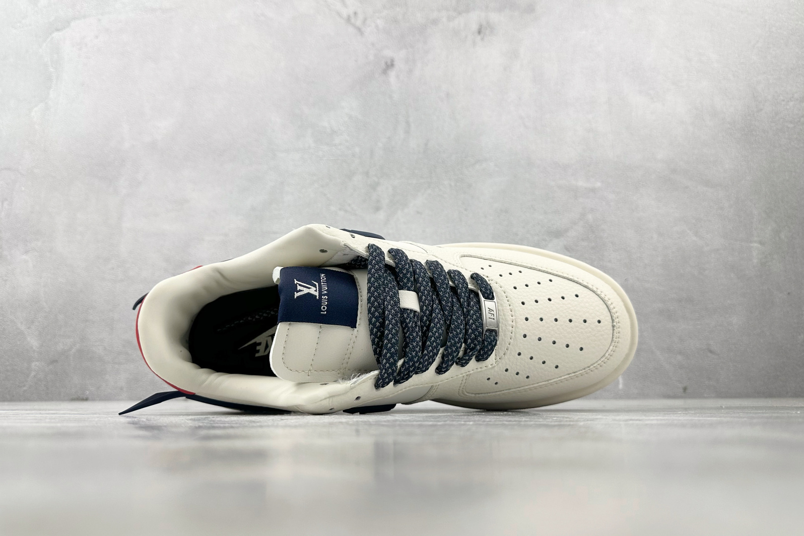 260 Nike Air Force 1'07 LV 联名 米白黑 XS3464-575