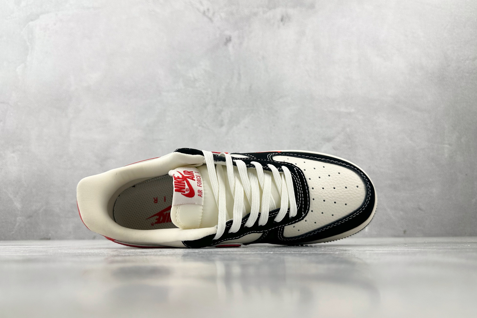 260 Nike Air Force 1'07 Supreme 联名 黑白橙 KB1688-001