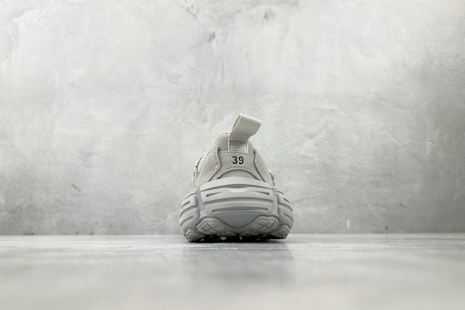 420 代购版 Balenciaga巴黎世家 Monday 灰色 825417WMNSS1011-Chinese UA Cheap High Quatity Brand Clothes Bags handbags Sneakers wholesale wholesaler seller from China Factory suppliers Fashion Clothing Shoes best Quality Beautiful Price 420 代购版 Balenciaga巴黎世家 Monday 灰色 825417WMNSS1011