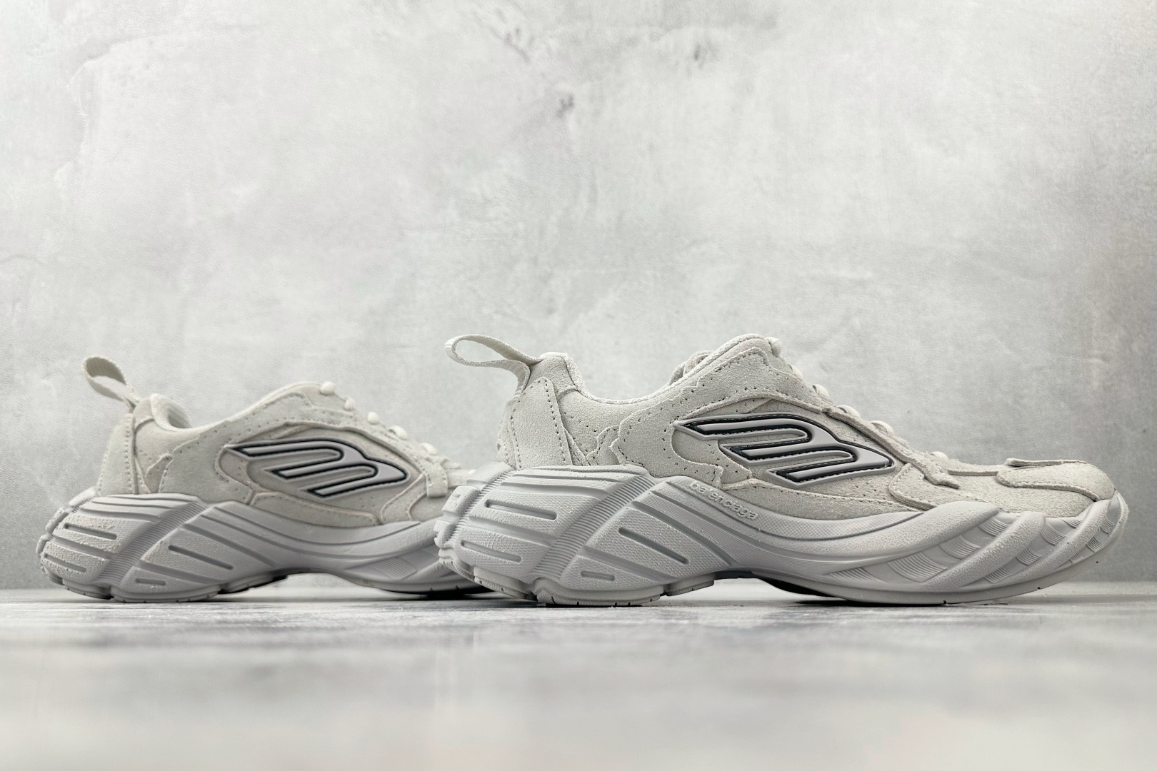 420 代购版 Balenciaga巴黎世家 Monday 灰色 825417WMNSS1011-Chinese UA Cheap High Quatity Brand Clothes Bags handbags Sneakers wholesale wholesaler seller from China Factory suppliers Fashion Clothing Shoes best Quality Beautiful Price 420 代购版 Balenciaga巴黎世家 Monday 灰色 825417WMNSS1011