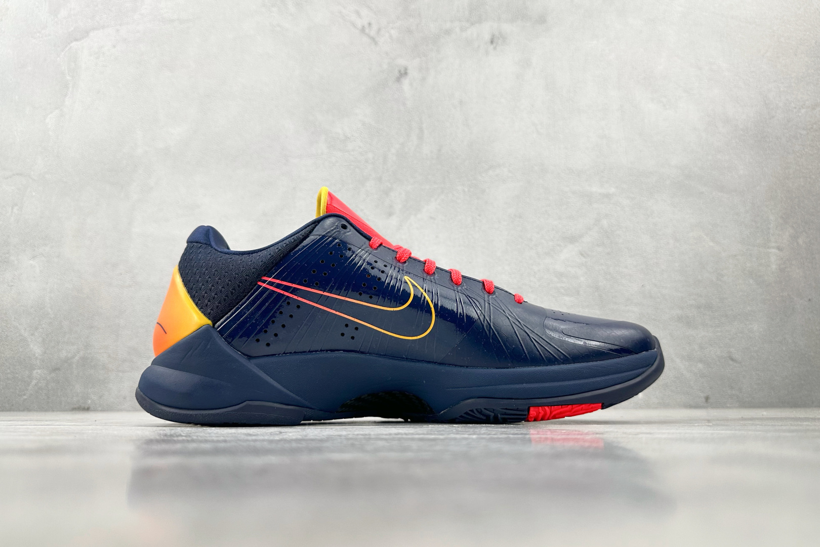 Star 500 Caitlin Clark x Nike Kobe 5 Protro ”Indiana Fever”蓝色 IM3207-400
