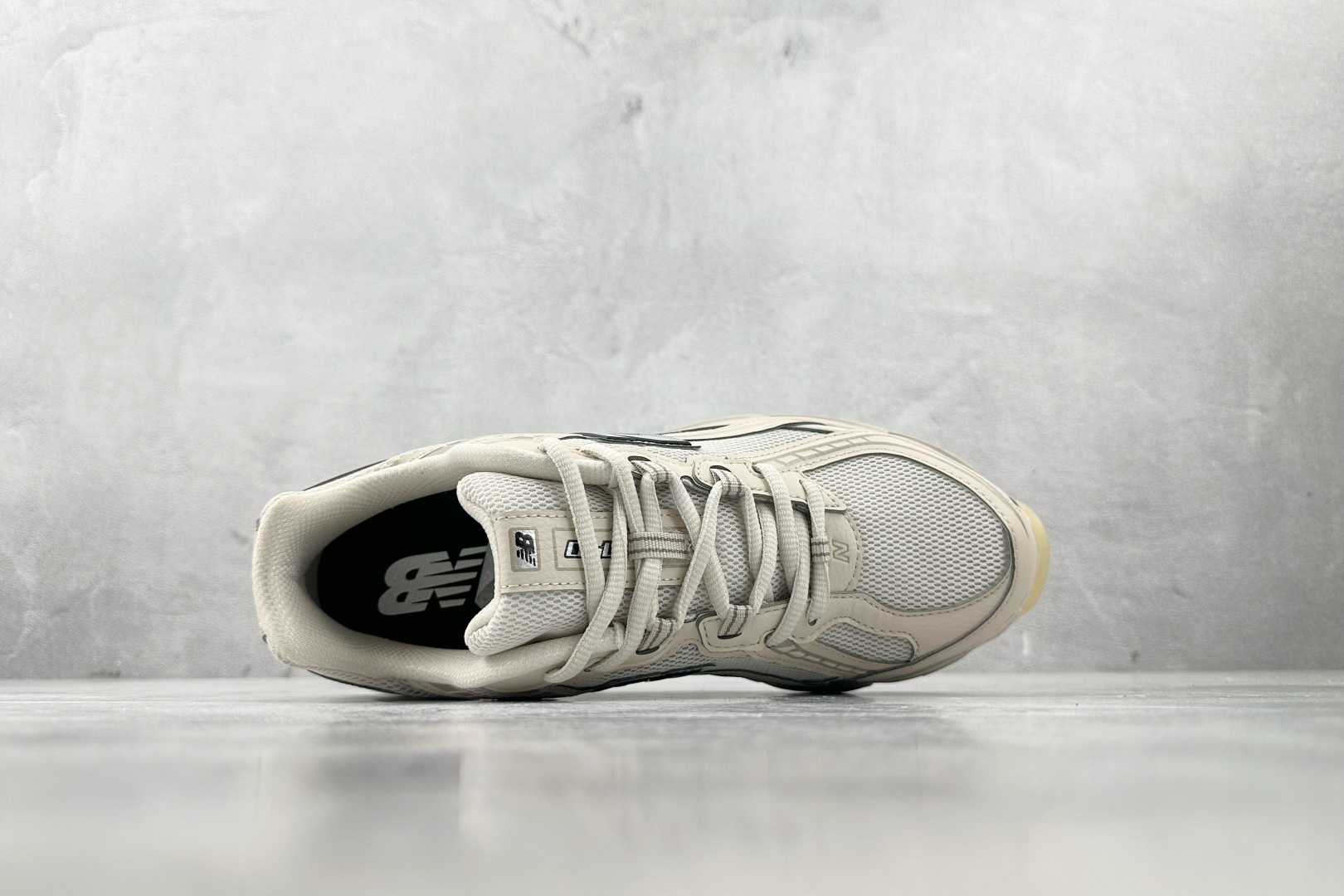 New Balance NB 740 CNY “Year Of TheSnake”米色货号：U740LN