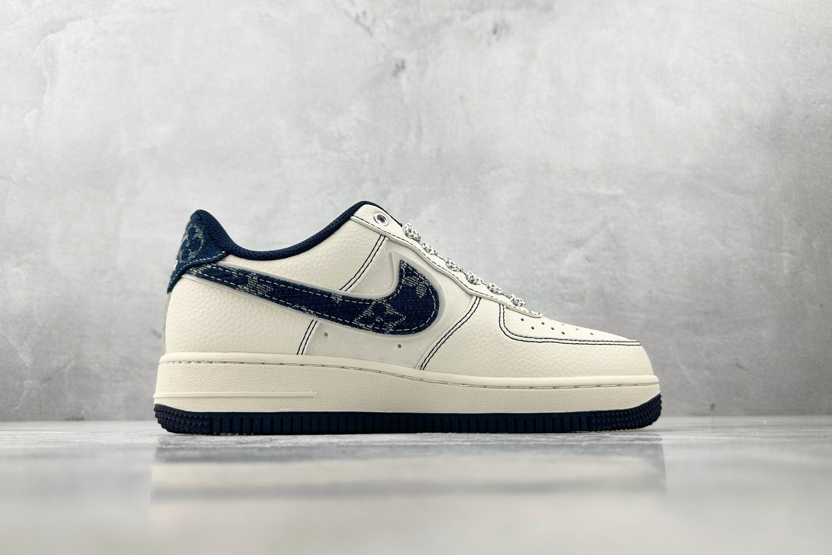 260 Nike Air Force 1'07 LV 联名 米白蓝 YX5066-345