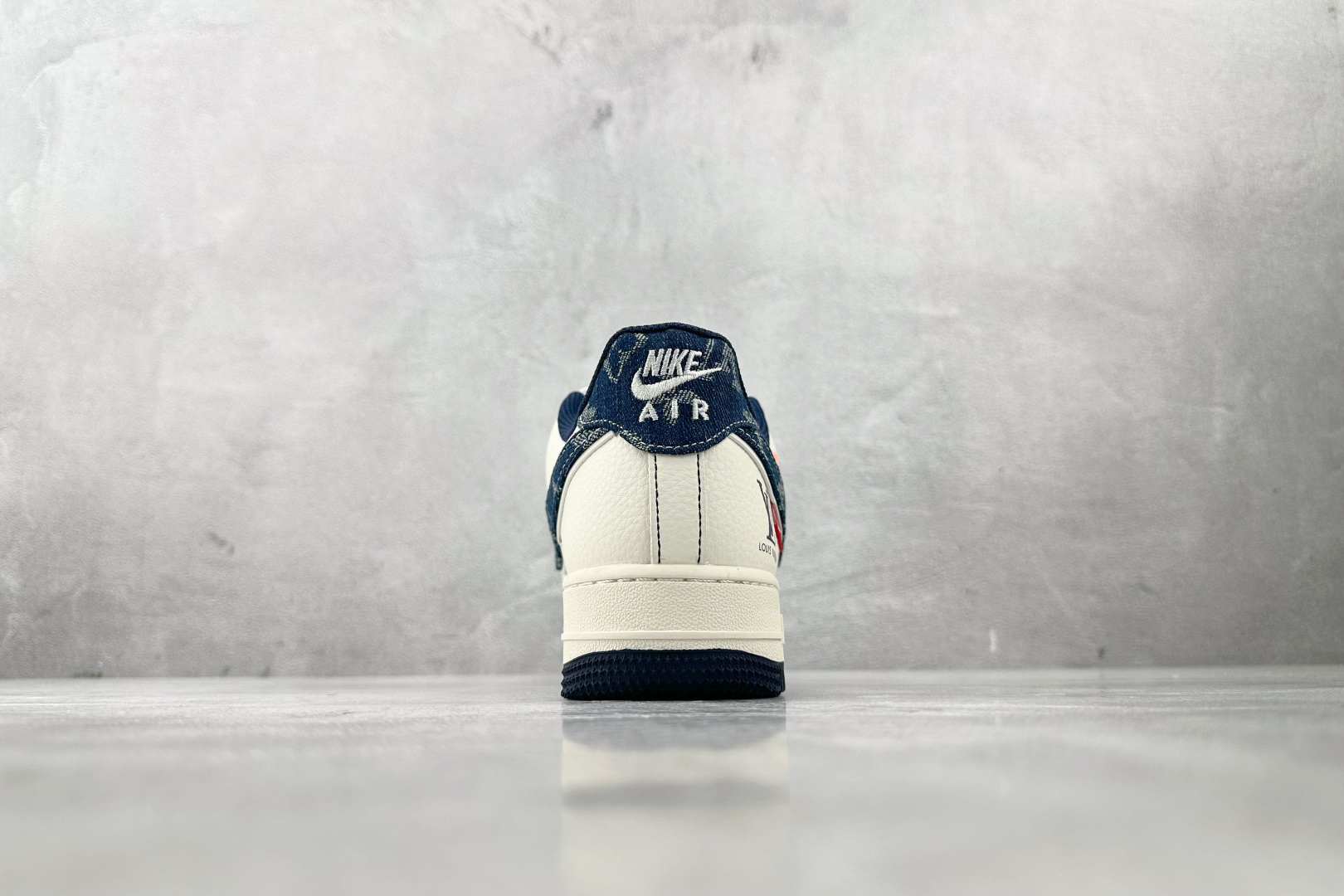 260 Nike Air Force 1'07 LV 联名 米白蓝 YX5066-345