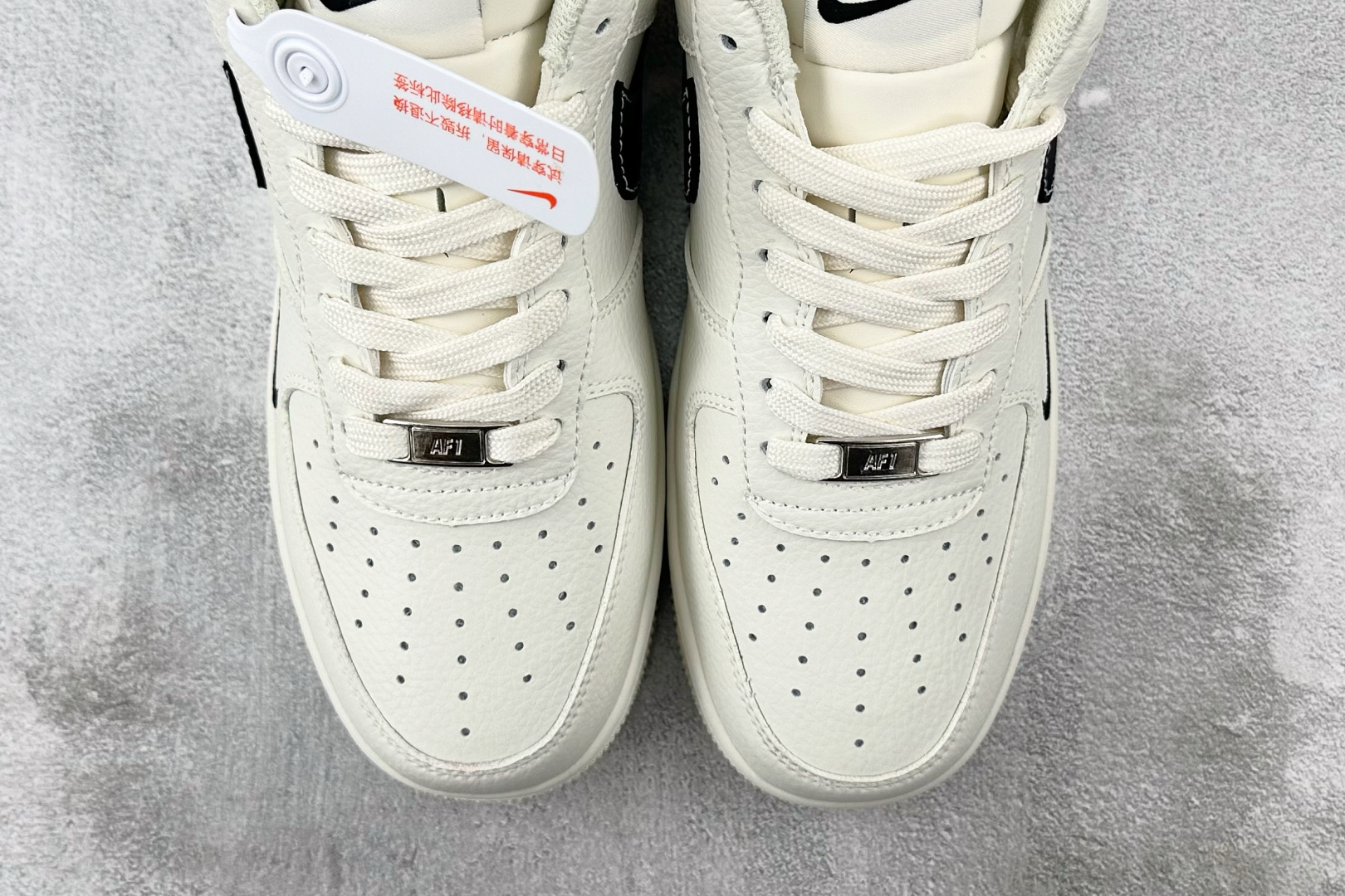 260 Nike Air Force 1'07 發 联名 米白黑 CS5288-025