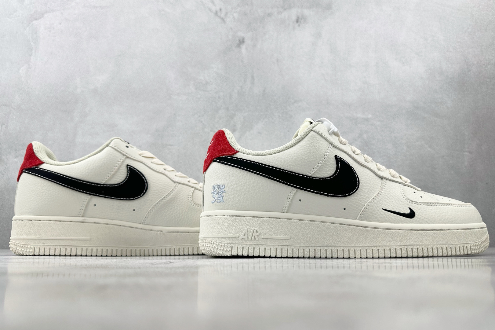 260 Nike Air Force 1'07 發 联名 米白黑 CS5288-025