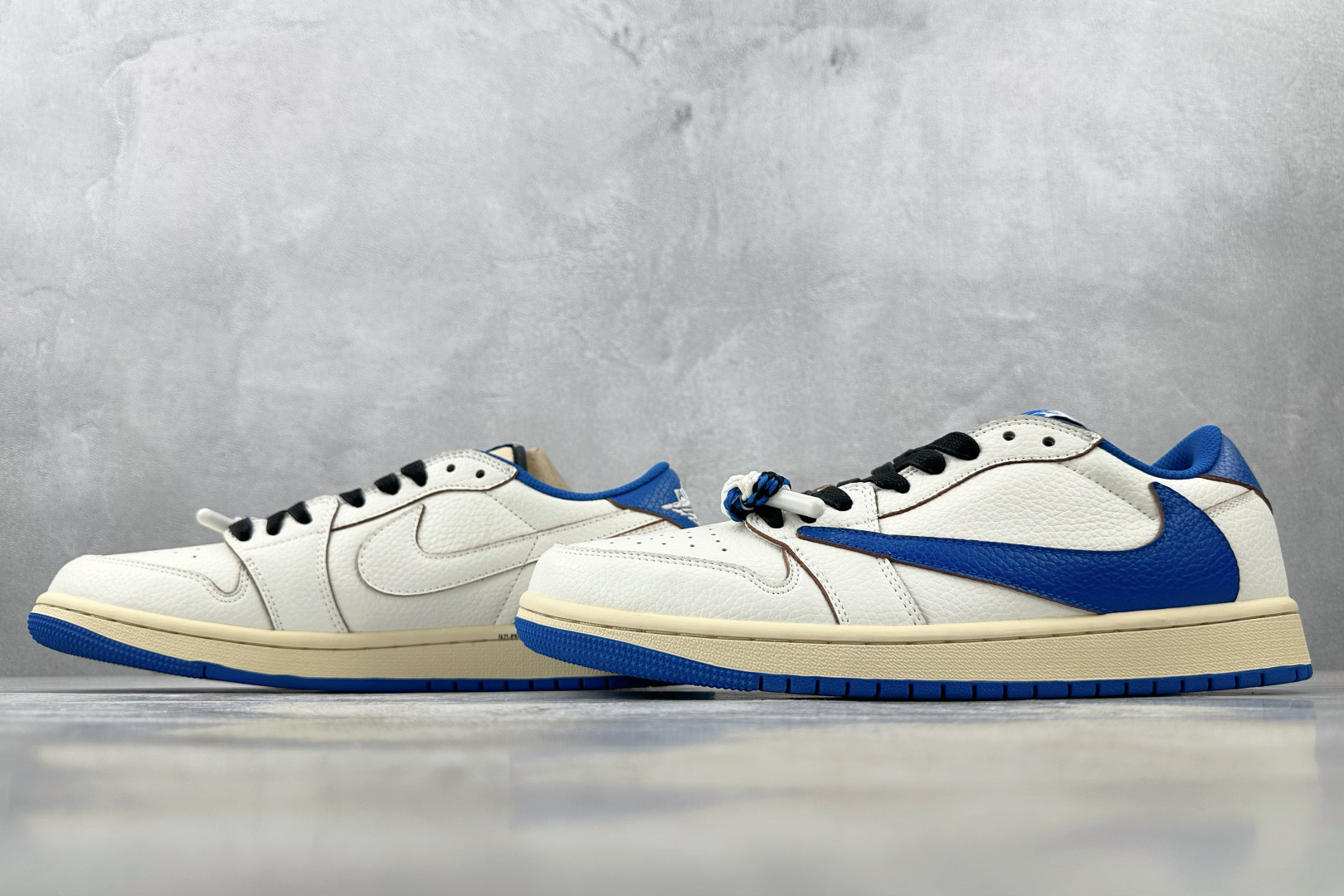 200 综合版 Travis Scott x Jordan Air Jordan 1 Low OG 蓝色 DM7866-104