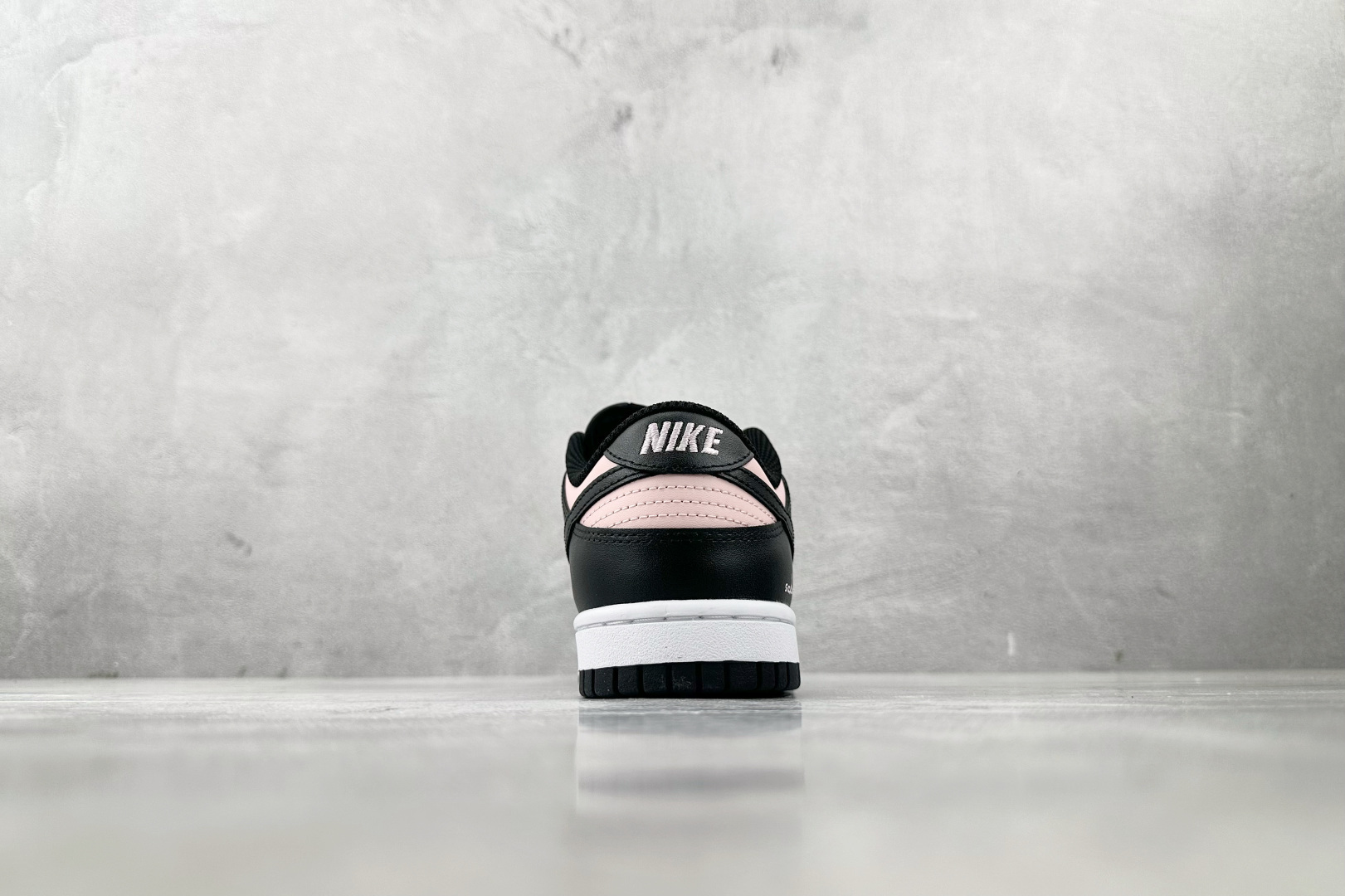 260 定制球鞋 Nike Dunk 富士山芝樱 黑粉 DD1391-100