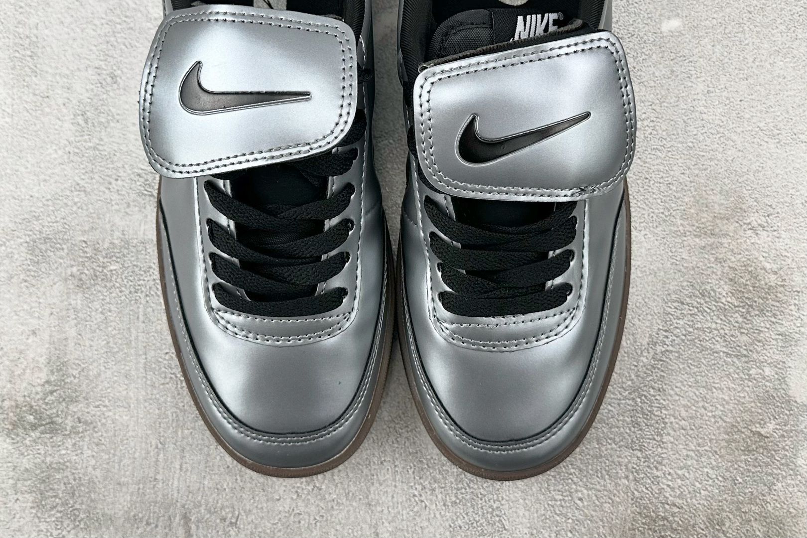 180 出口订单 Nike Killsh 2“Tiempo”银色 IM4842-099