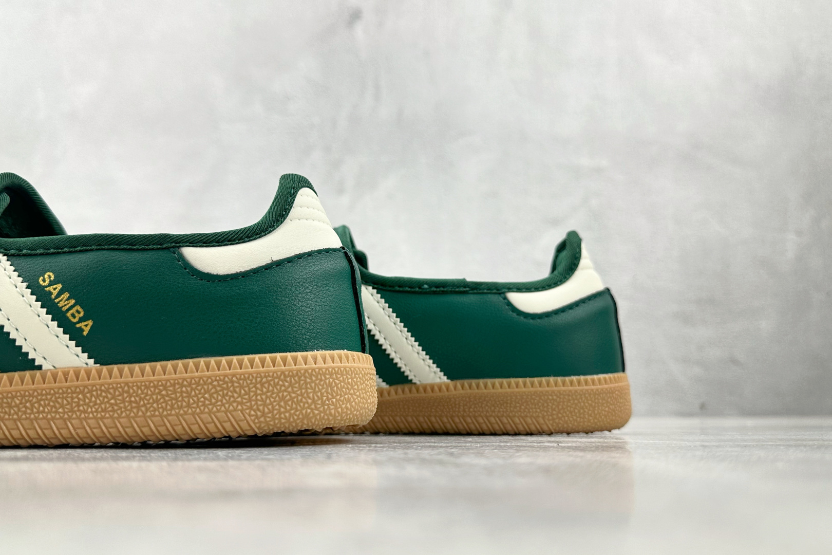 160 出口订单 adidas originals Samba Jane 绿白色 JR7340