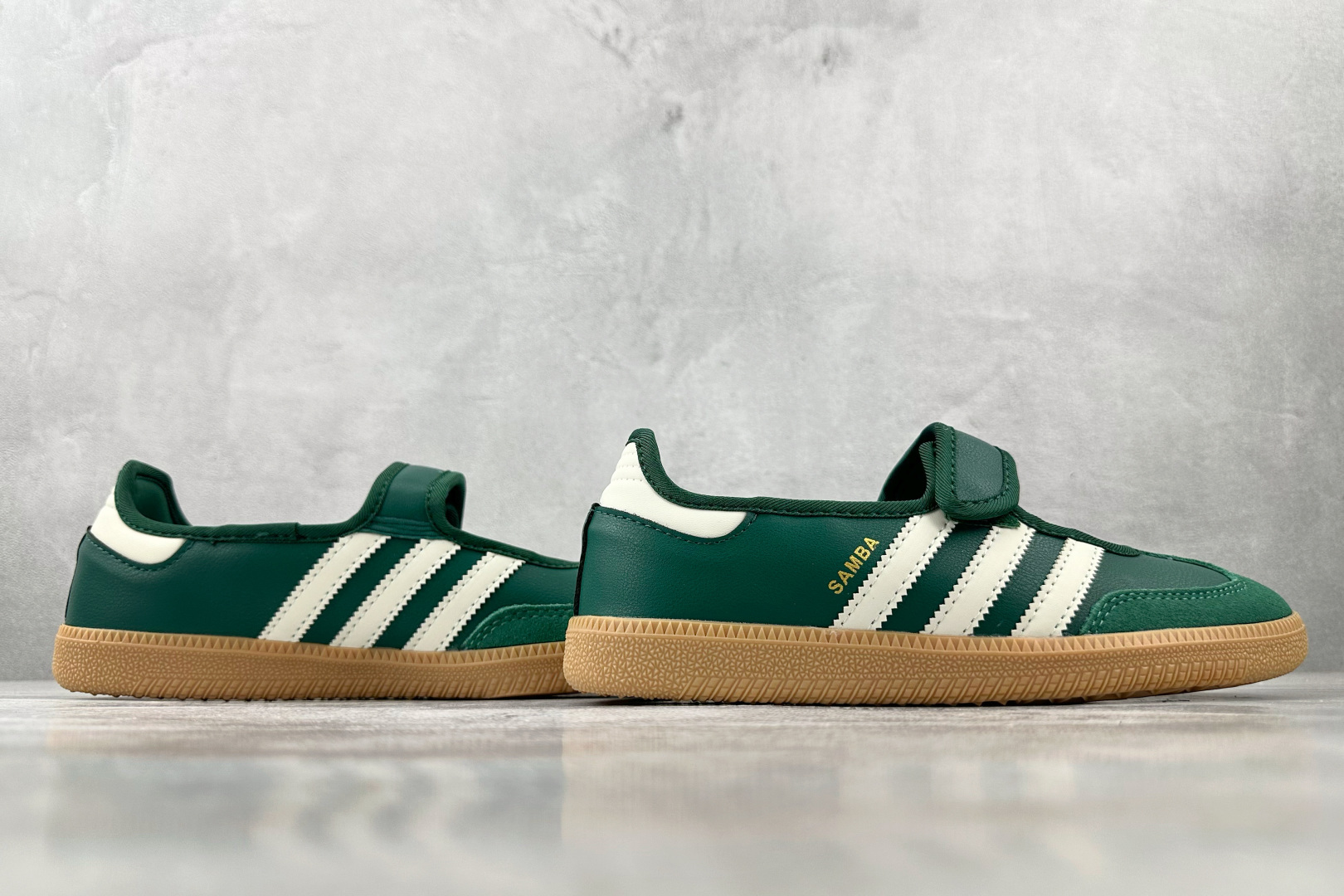 160 出口订单 adidas originals Samba Jane 绿白色 JR7340