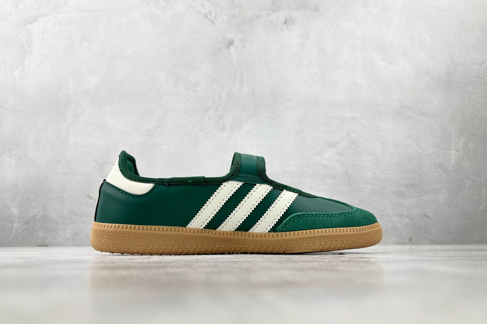 160 出口订单 adidas originals Samba Jane 绿白色 JR7340