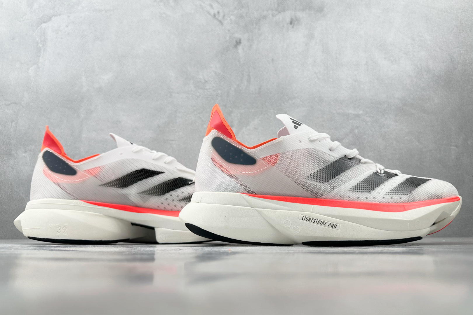 200 平台订单 adidas Adizero Adios Pro 3 白黑红 IE1053