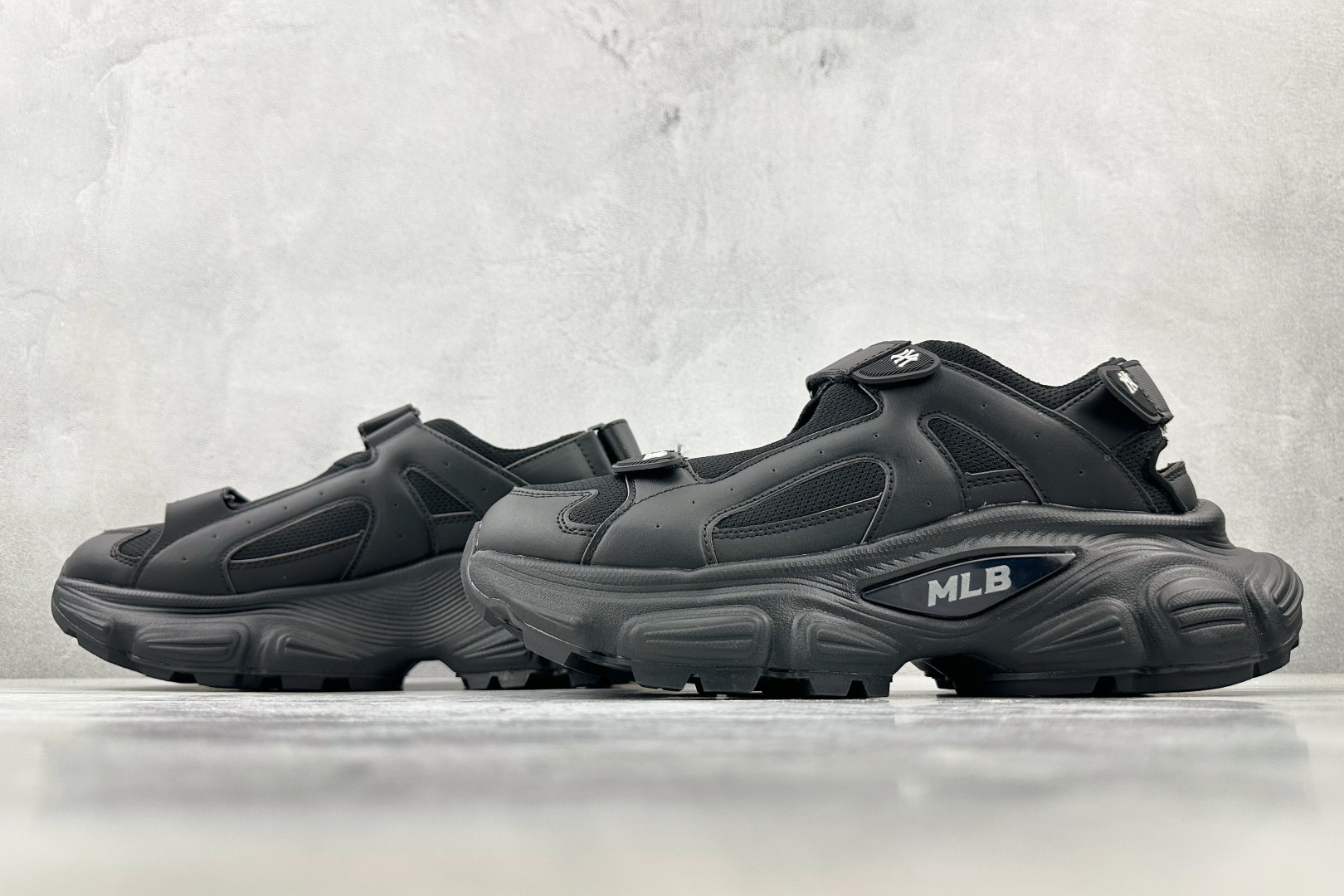 正单 180 平台订单 MLB 纽约洋基队 黑色 3ASDW0153-50BKS