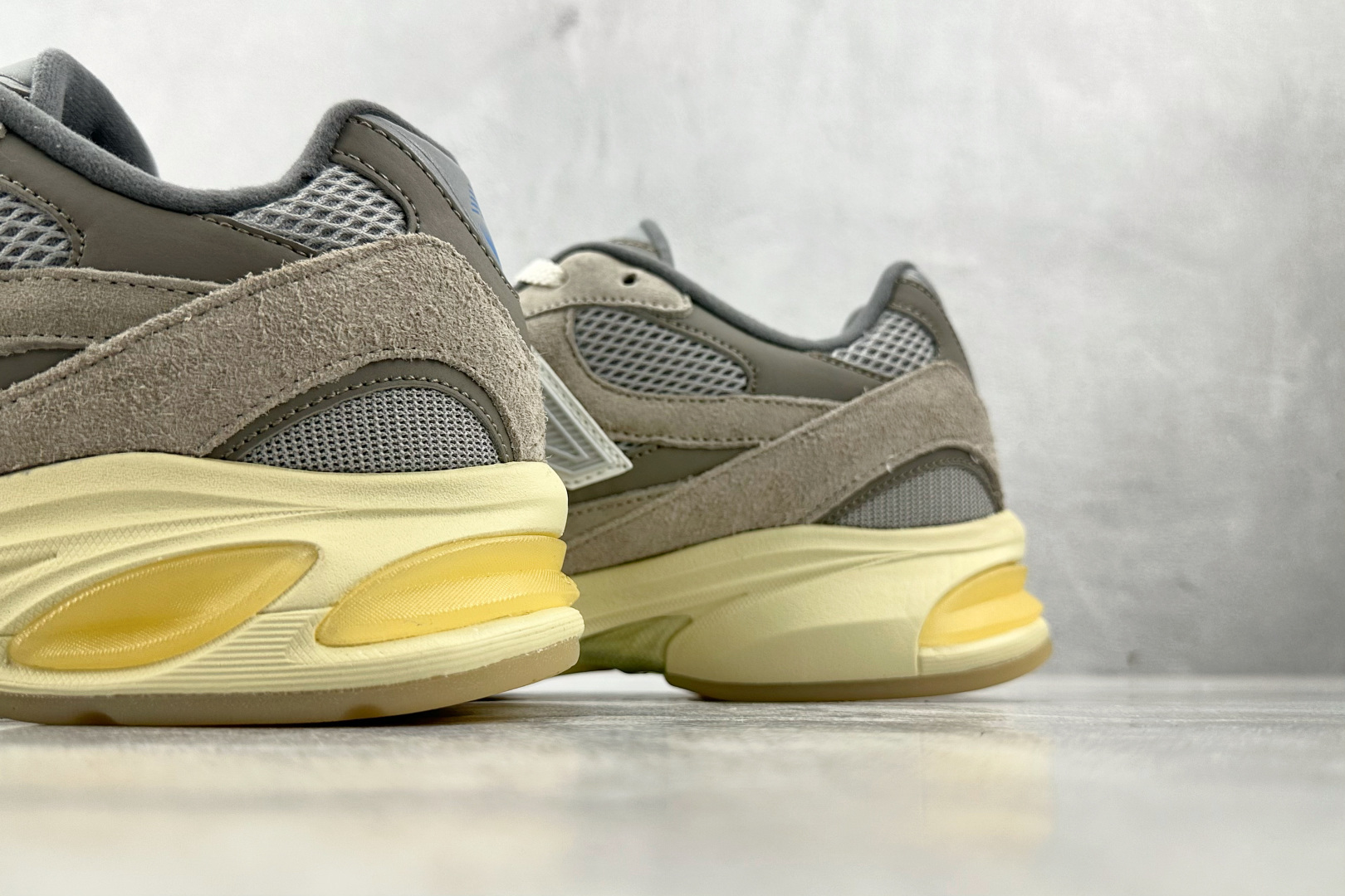 P240大厂出品 New Balance NB 2010 灰色 U2010GD