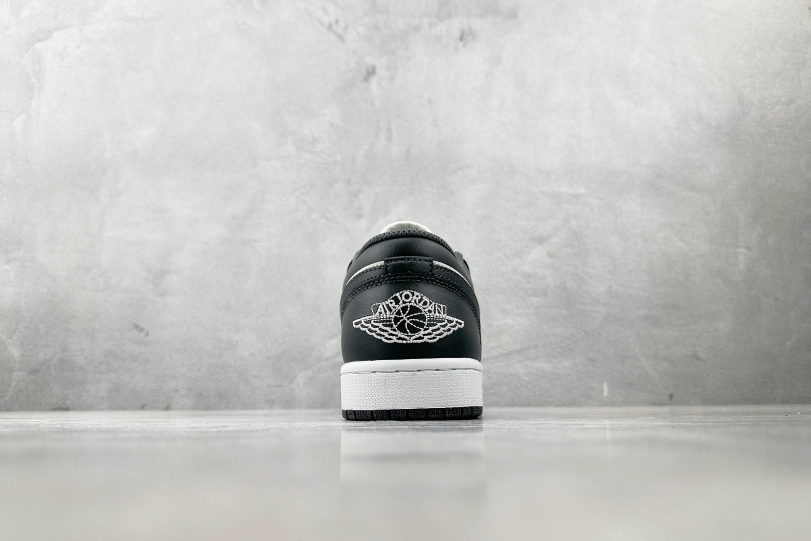 图片[9]-XC  Jordan Air Jordan 1 low 灰白 货号：553558-044 尺码：36 36.5 37 38.5 39 40 40.5 41 42 42.5 43 44 44.5 45 46-选品中心