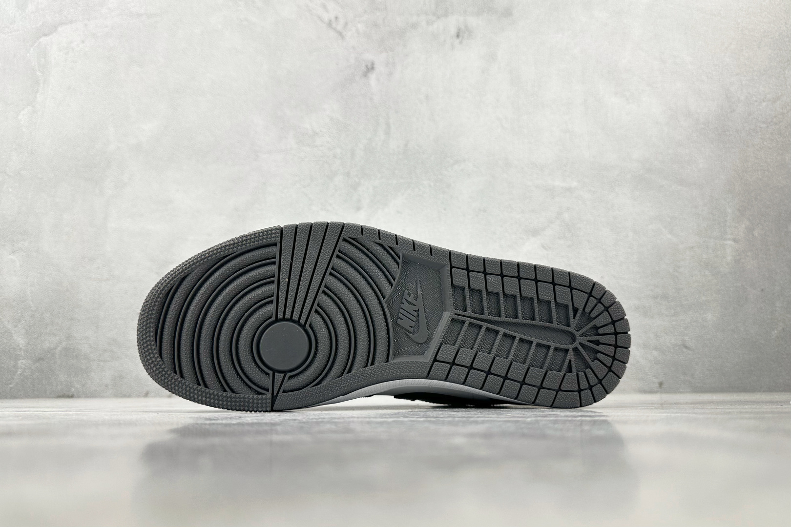 图片[4]-XC  Jordan Air Jordan 1 low 灰白 货号：553558-044 尺码：36 36.5 37 38.5 39 40 40.5 41 42 42.5 43 44 44.5 45 46-选品中心