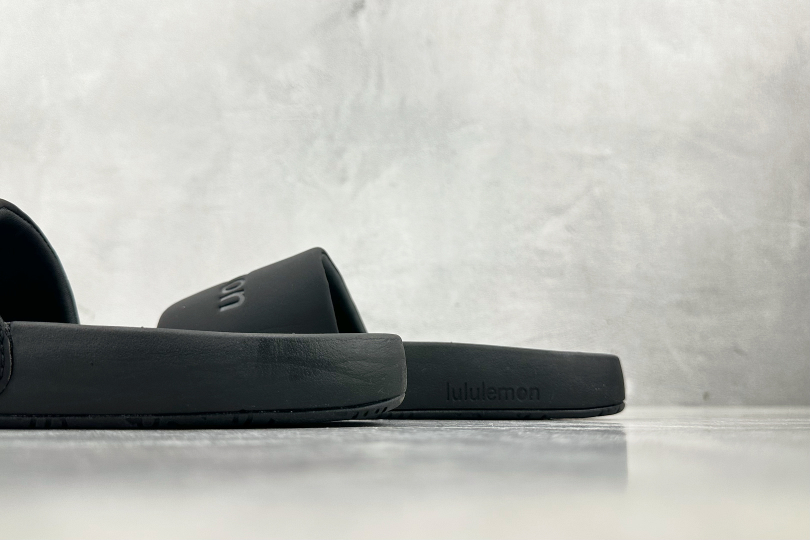 图片[8]-PK  全新工厂开发 lululemon露露示蒙 restfeel slide黑色 货号：LM9AYYS-4310 尺码：35.5 36 36.5 37.5 38 38.5 39 40 40.5 41 42 42.5 43 44 44.5 45 46 46.5 47 48-选品中心