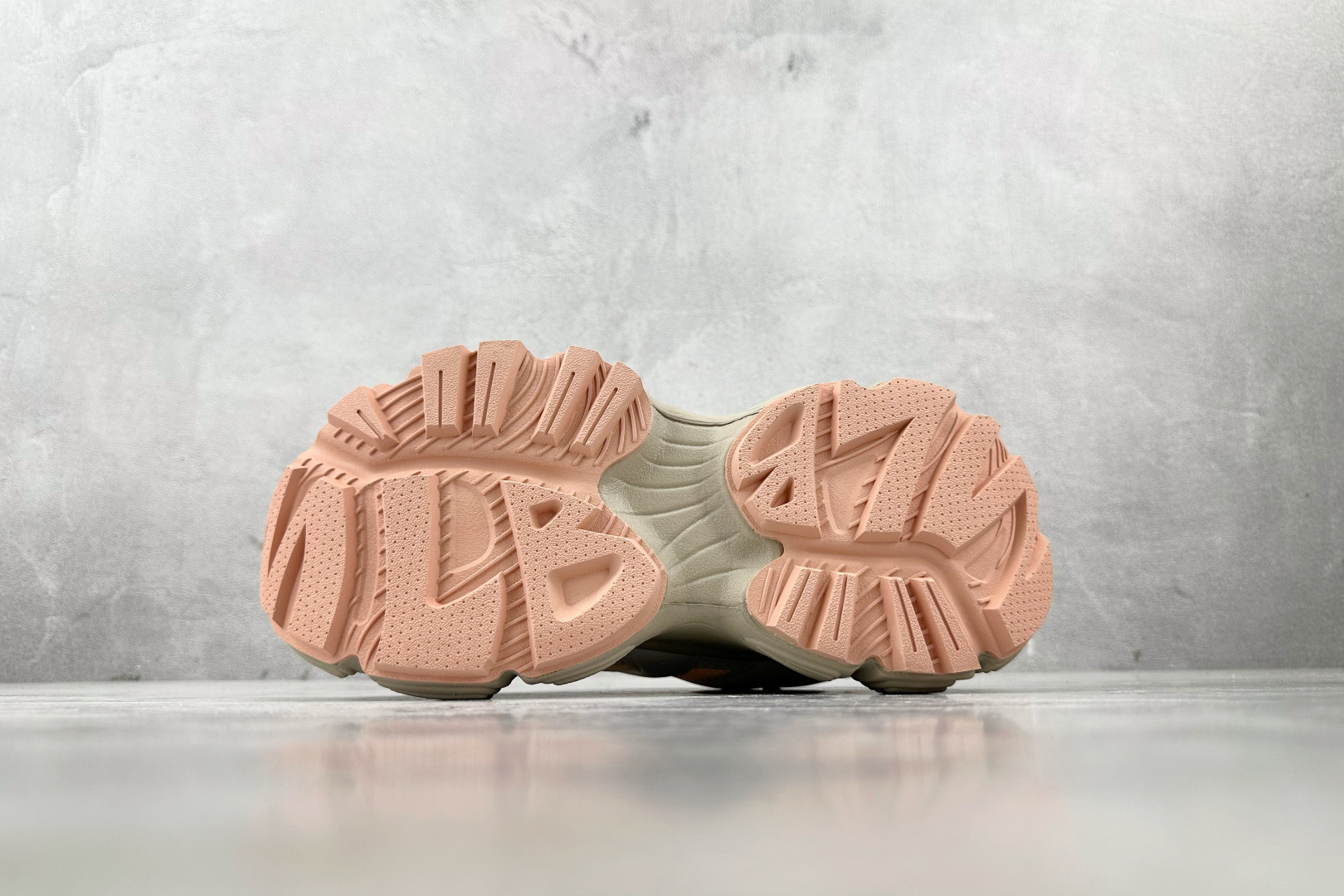 图片[4]-正单  平台订单 MLB 纽约洋基队 白粉 货号：3ASDW0153-50WHS 尺码：35 36 36.5 37.5 38 38.5 39 40-选品中心