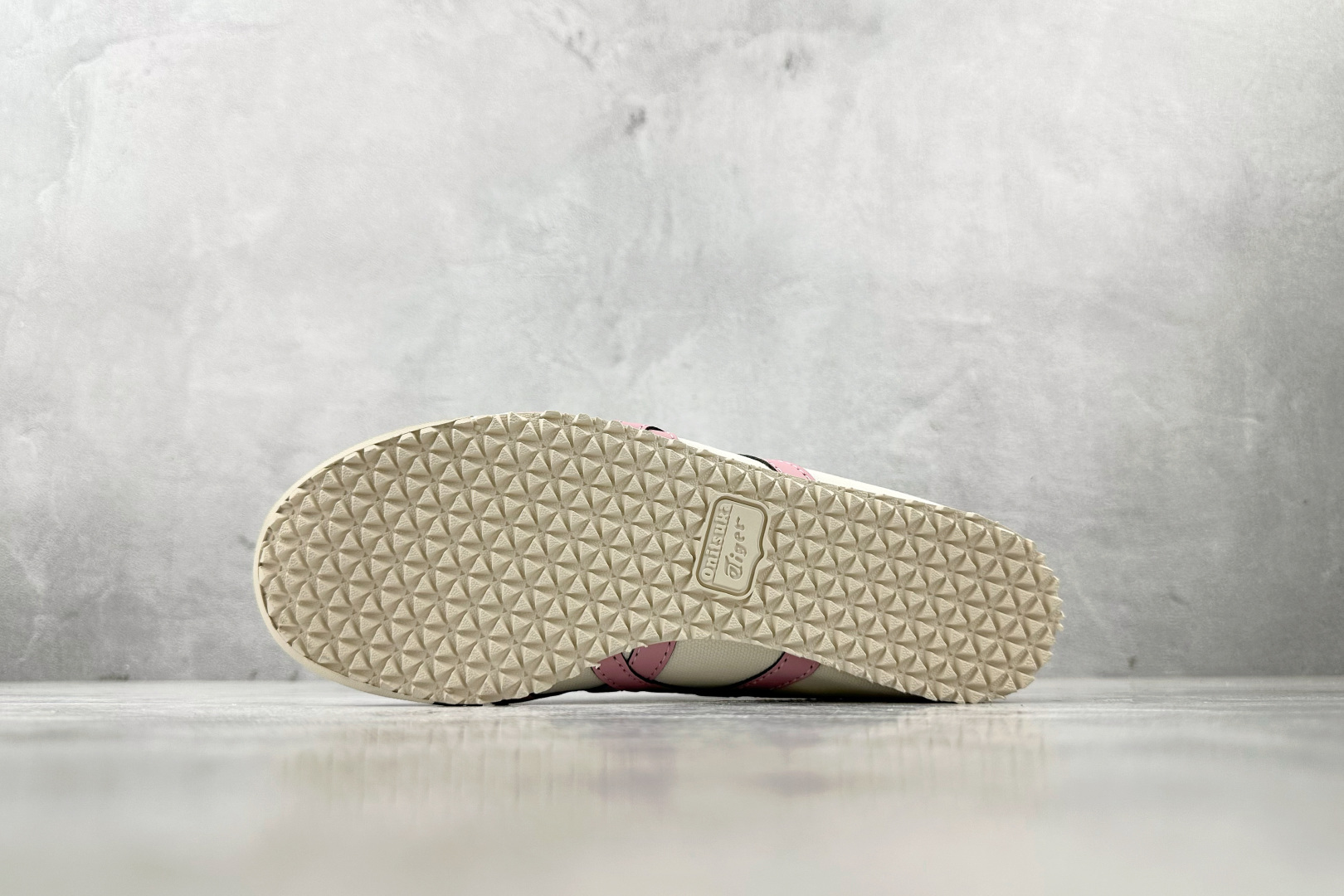 图片[4]-SC  渠道特供 【定制球鞋】Onitsuka Tiger鬼塚虎 MEXICO 66 黑豹定制 芭蕾恋人米黄粉 货号：1183A360-205 尺码：36 36.5 37.5 38 38.5 39 40 40.5 41 42 42.5 43 44-选品中心