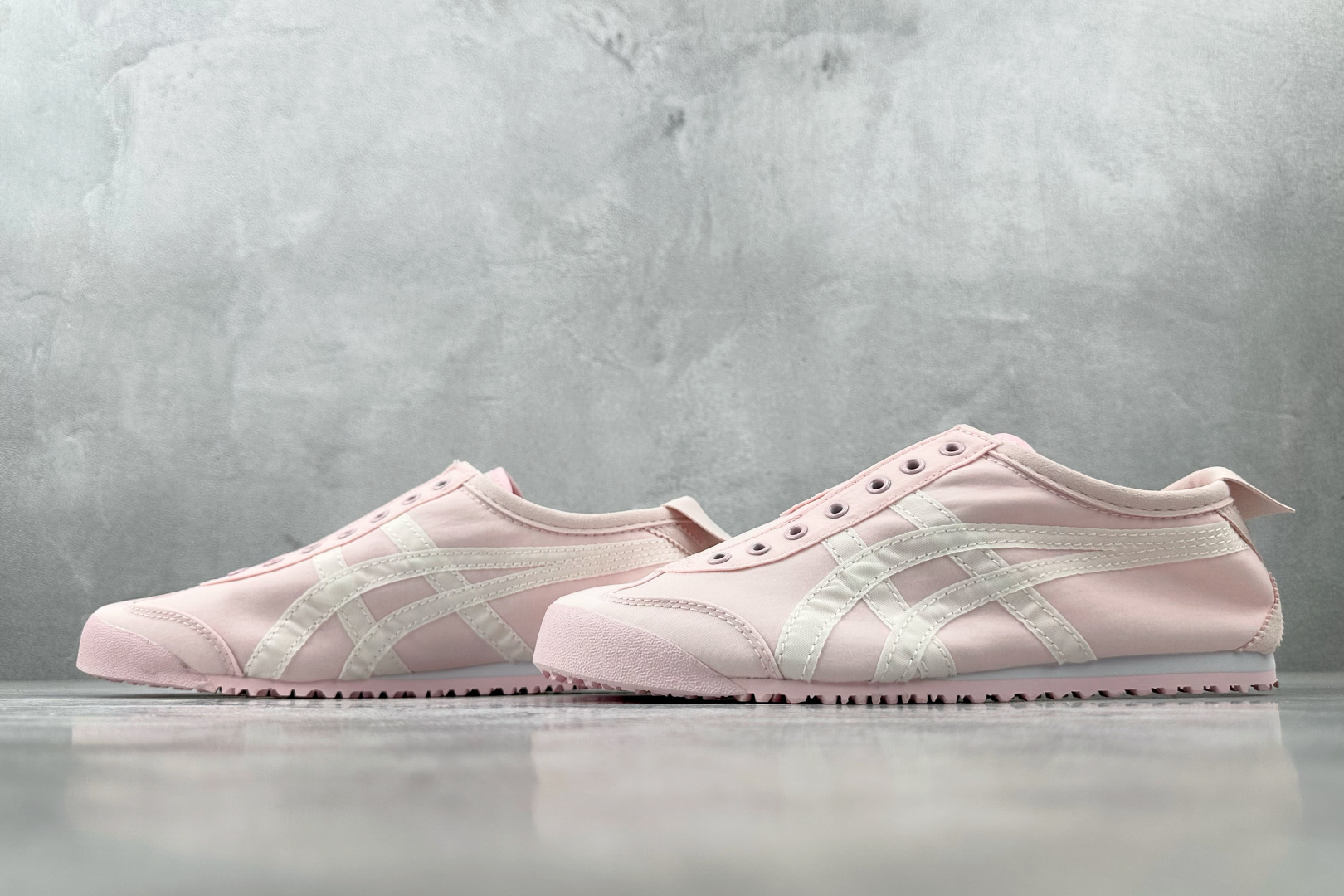 图片[5]-SC  渠道特供 Onitsuka Tiger鬼塚虎 MEXICO 66 slip-on 粉白 货号：1183B603-700 尺码：36 36.5 37.5 38 38.5 39 40 40.5 41 42 42.5 43 44-选品中心