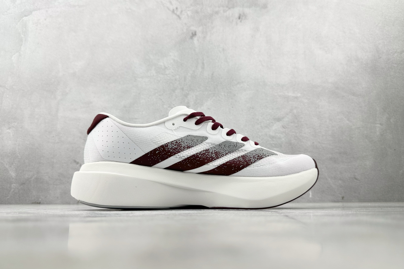 BS 180 纯原 adidas Adizero Evo SL 白黑 JQ4566-Chinese  UA Cheap High Quatity Brand  Clothes Bags handbags Sneakers wholesale wholesaler seller from China Factory suppliers Fashion Clothing  Shoes best Quality Beautiful Price  BS 180 纯原 adidas Adizero Evo SL 白黑 JQ4566