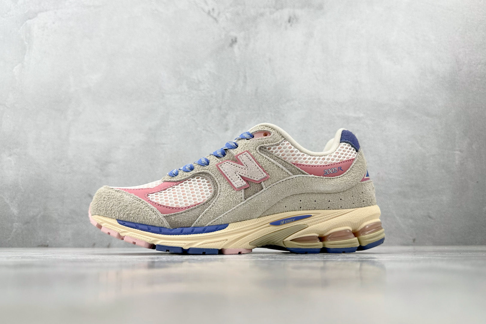  C 版大厂出品 配色 New Balance NB 2002R 系列