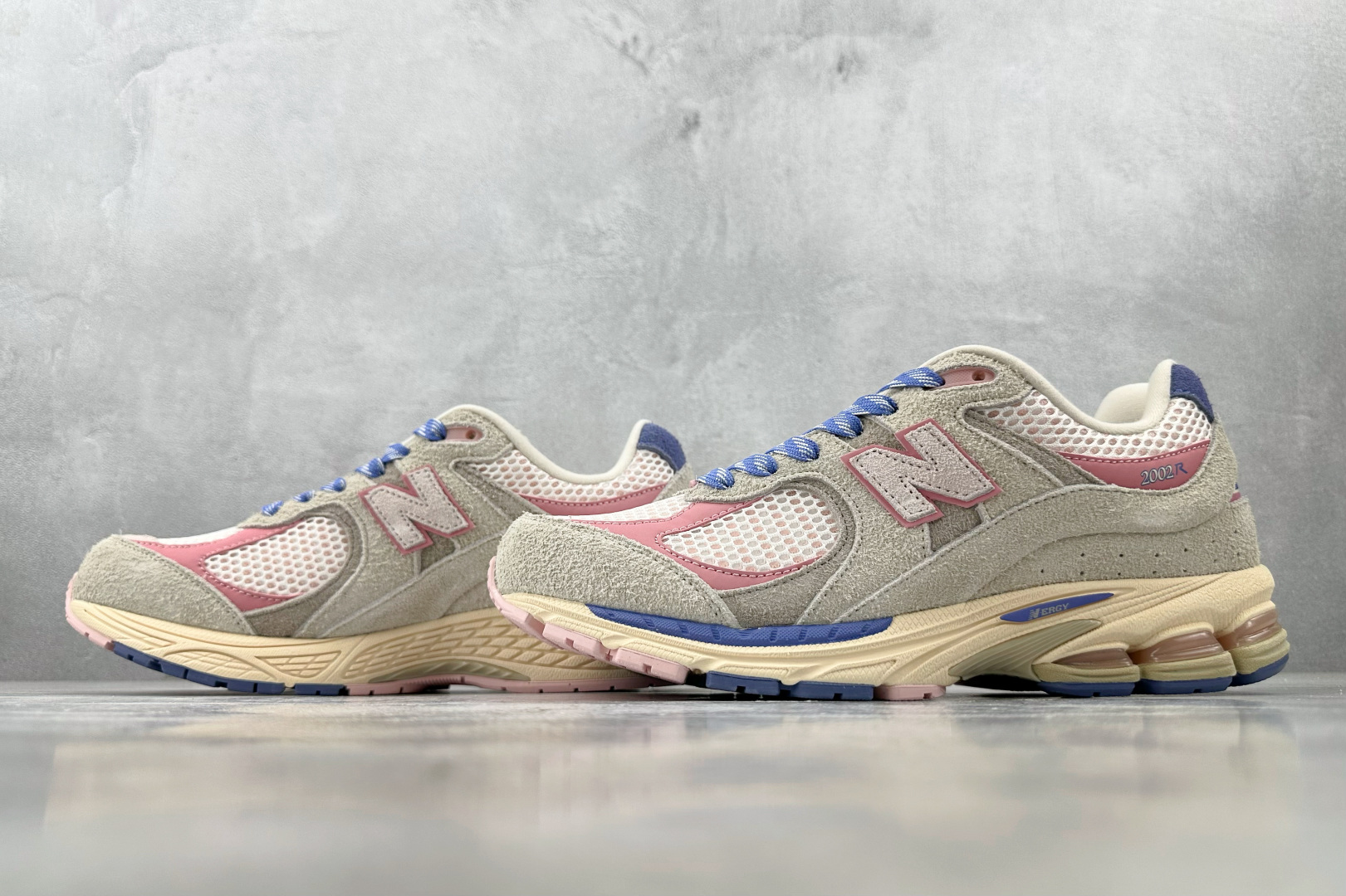 240 大厂出品 Hype DC x New Balance NB 2002R 米色 M2002RHE