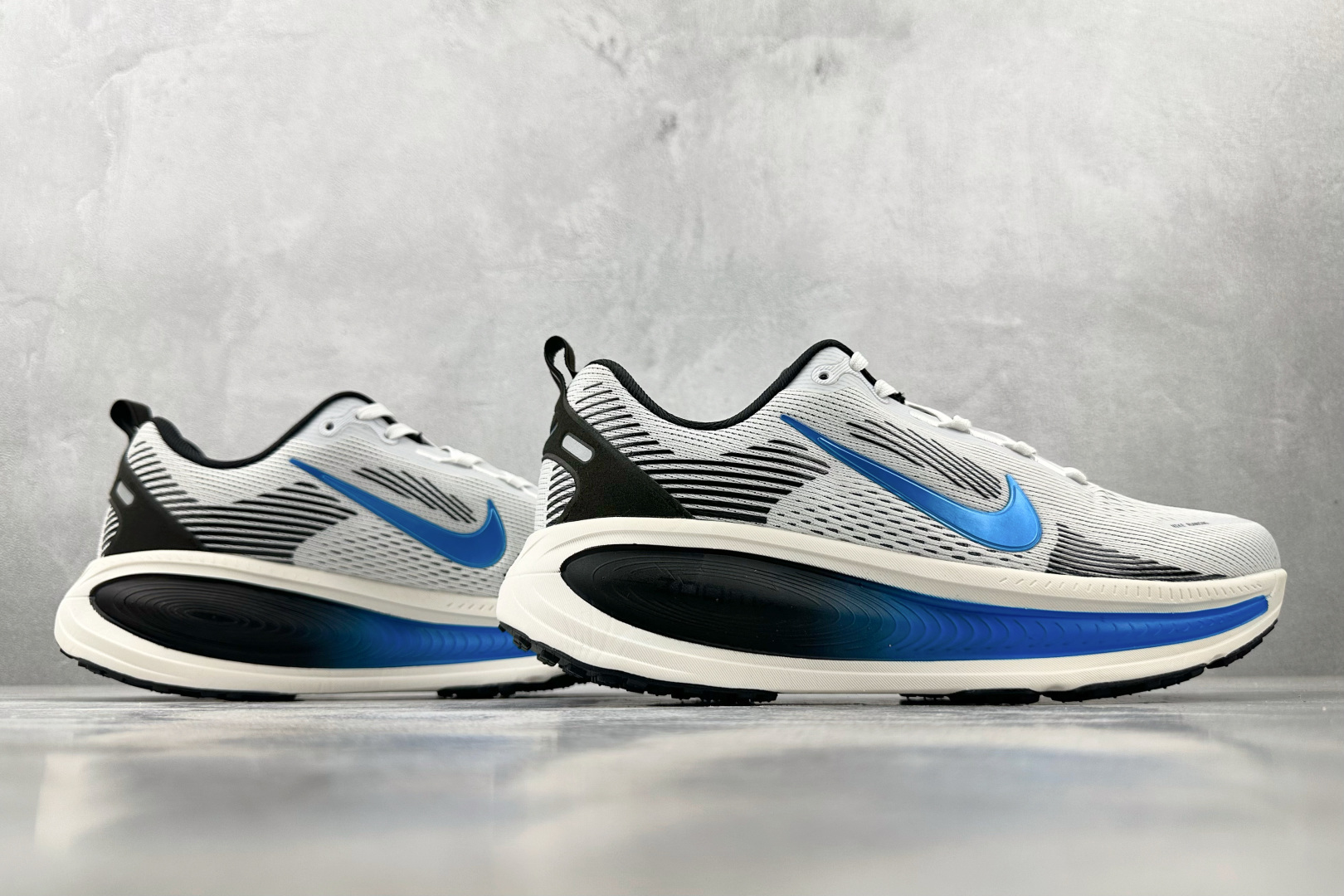 图片[6]-GT  全套数据私模 Nike Vomero 18 灰蓝色 货号：IB7722-100 尺码：36 36.5 37.5 38 38.5 39 40 40.5 41 42 42.5 43 44 44.5 45-选品中心