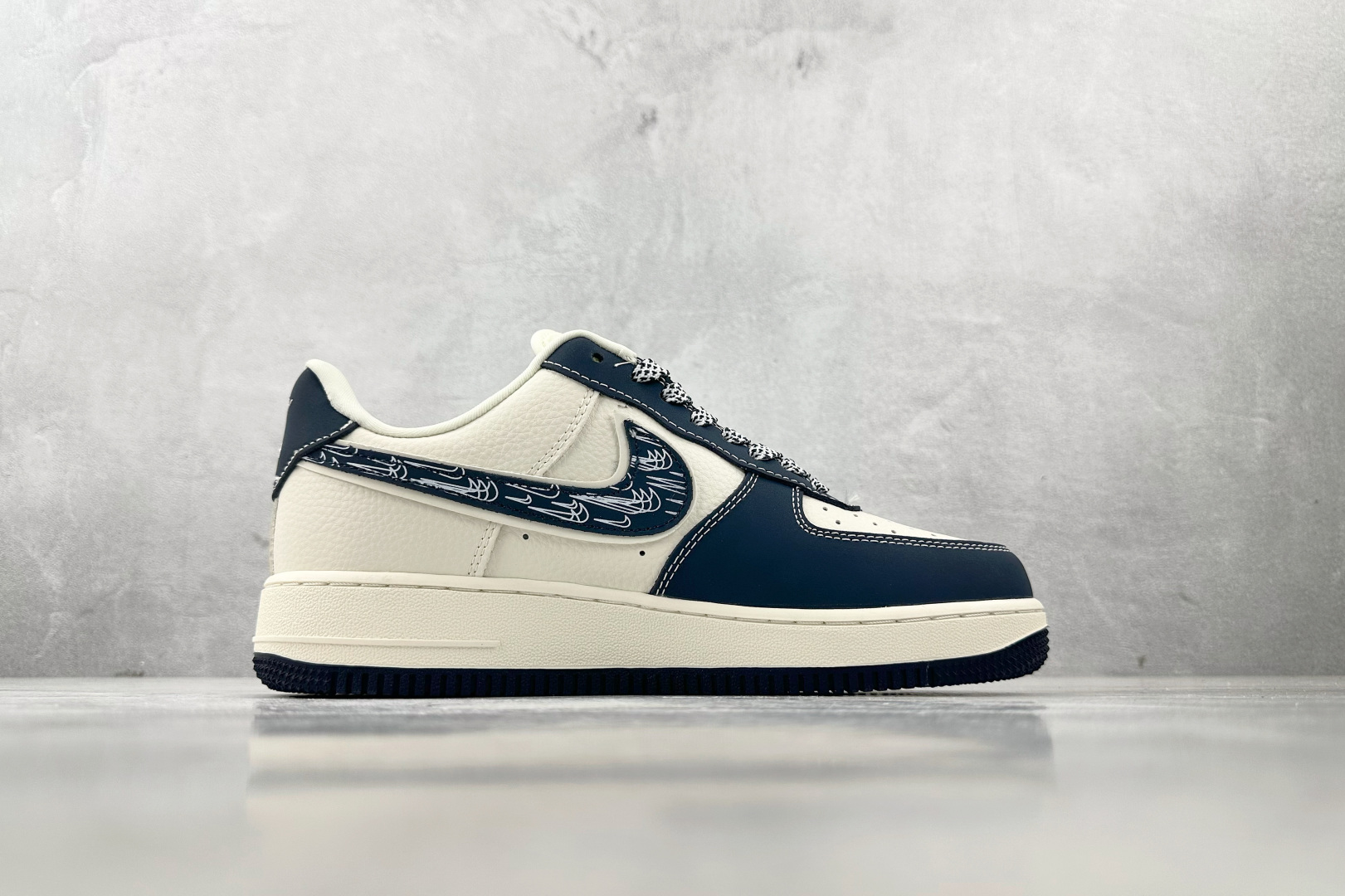 260 Nike Air Force 1'07 supreme 联名 蓝白 DF0188-069-Chinese  UA Cheap High Quatity Brand  Clothes Bags handbags Sneakers wholesale wholesaler seller from China Factory suppliers Fashion Clothing  Shoes best Quality Beautiful Price  260 Nike Air Force 1'07 supreme 联名 蓝白 DF0188-069