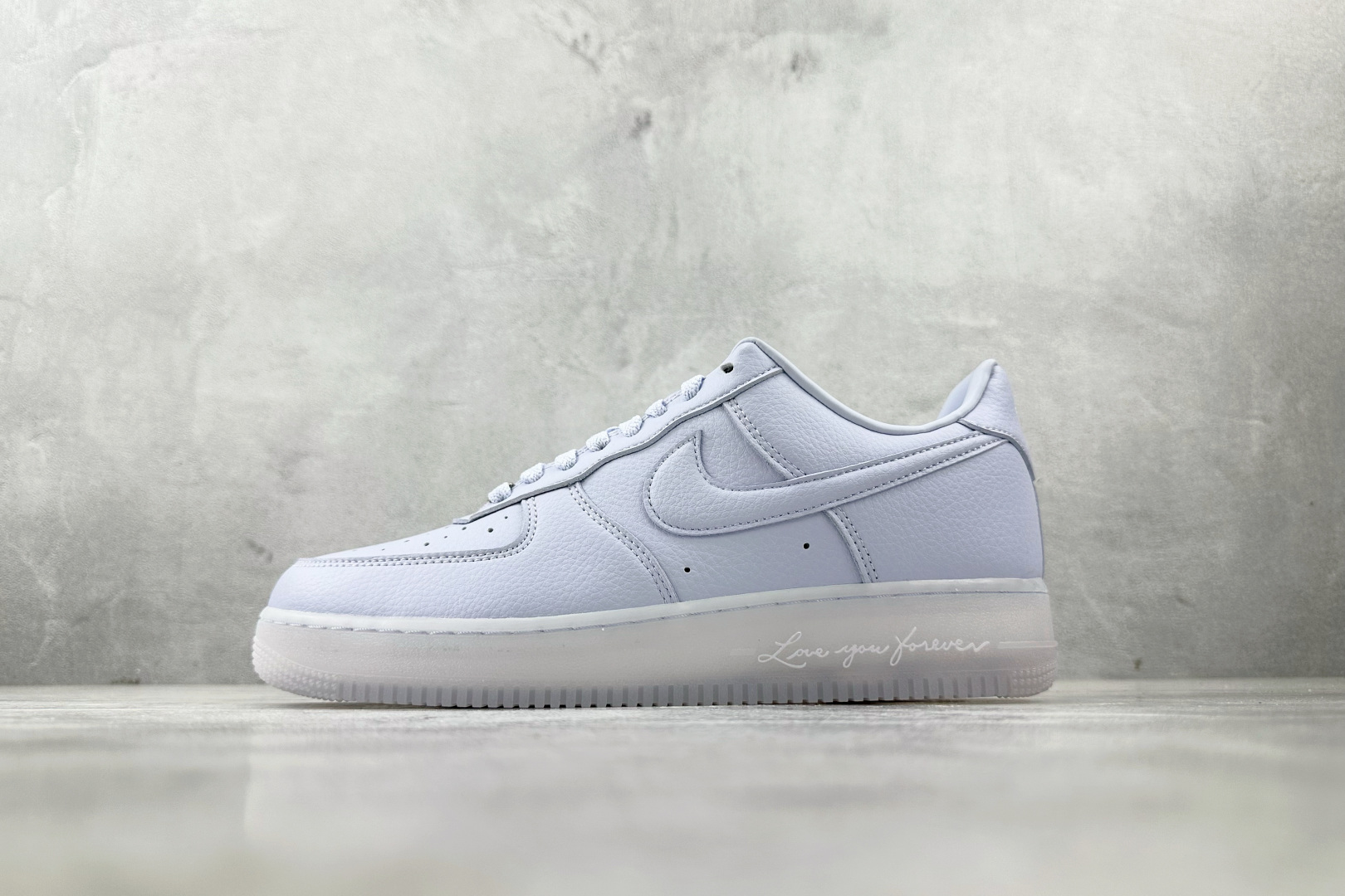 
全新版本升级  NOCTA × Nike Air Force 1 Love You Forever紫银