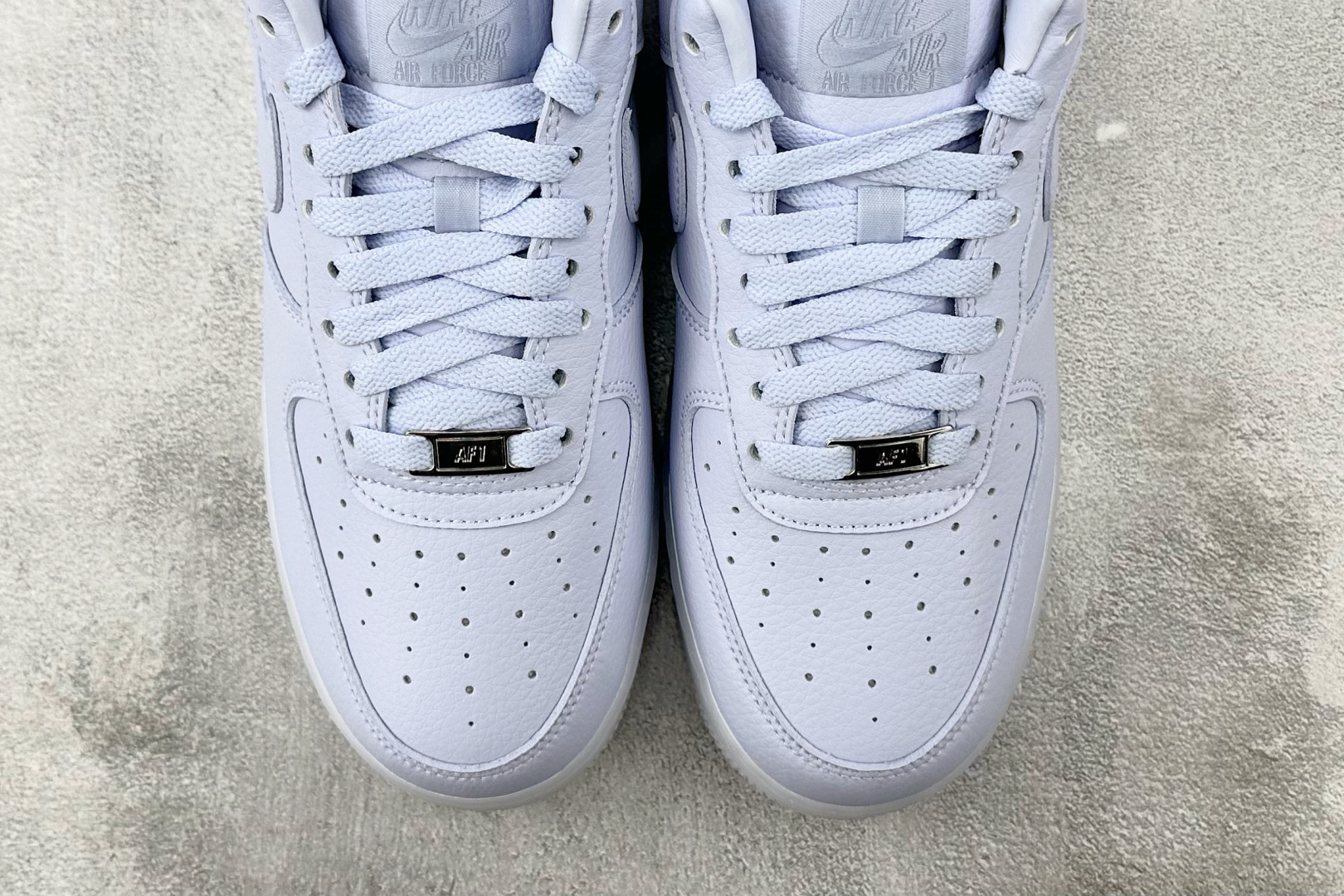 
全新版本升级  NOCTA × Nike Air Force 1 Love You Forever紫银